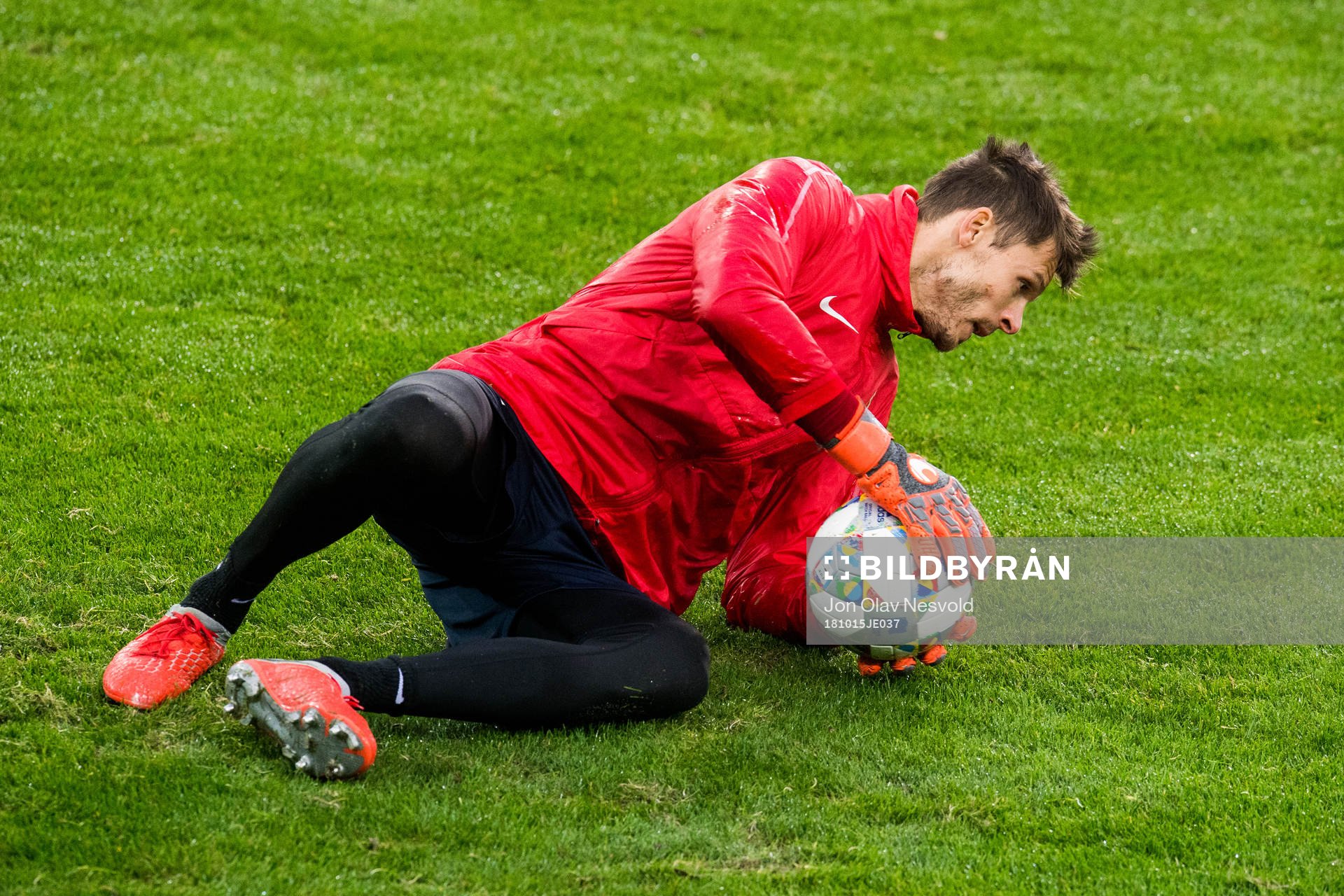 Goalkeeper Rune Almenning Jarstein of Norway