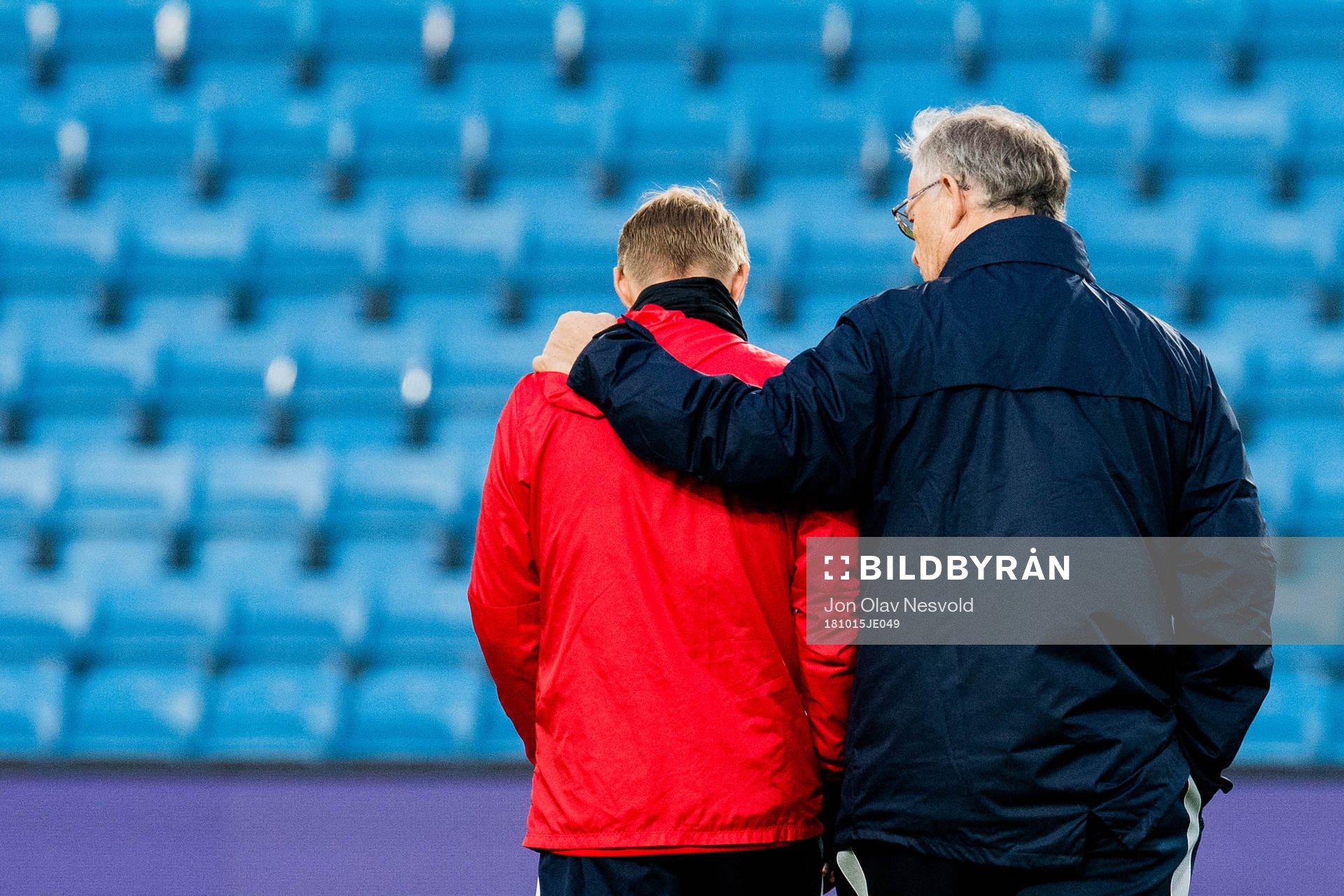 Martin Ødegaard of Norway and Lars Lagerbäck, head coach