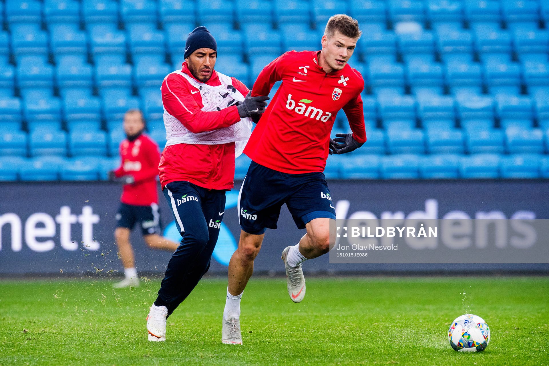 Haitam Aleesami and Alexander Sørloth of Norway
