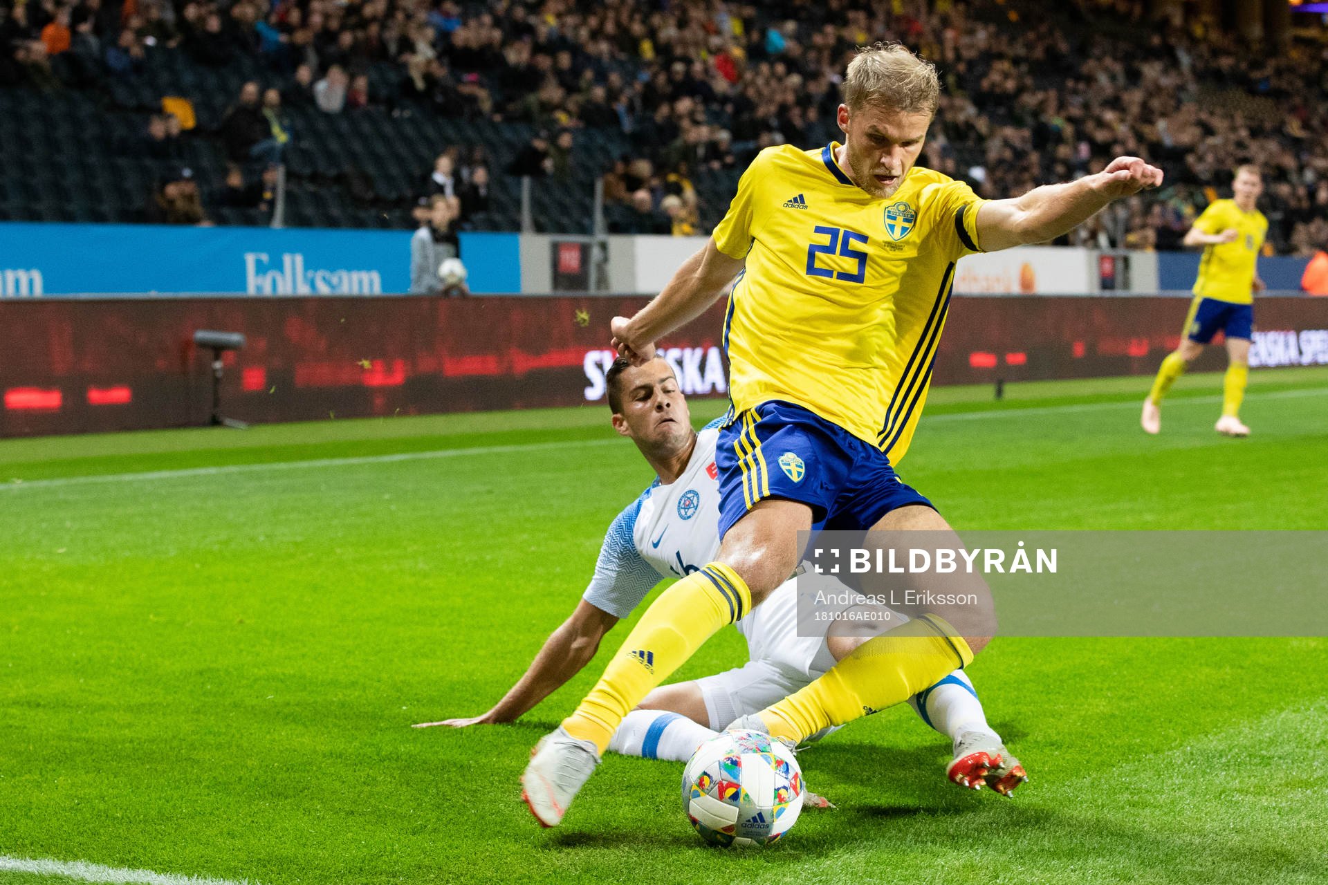 Sebastian Andersson of Sweden and David Hancko of Slovakia