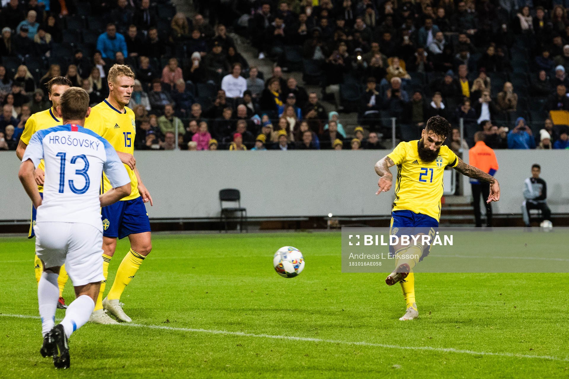 Jimmy Durmaz of Sweden with a free kick