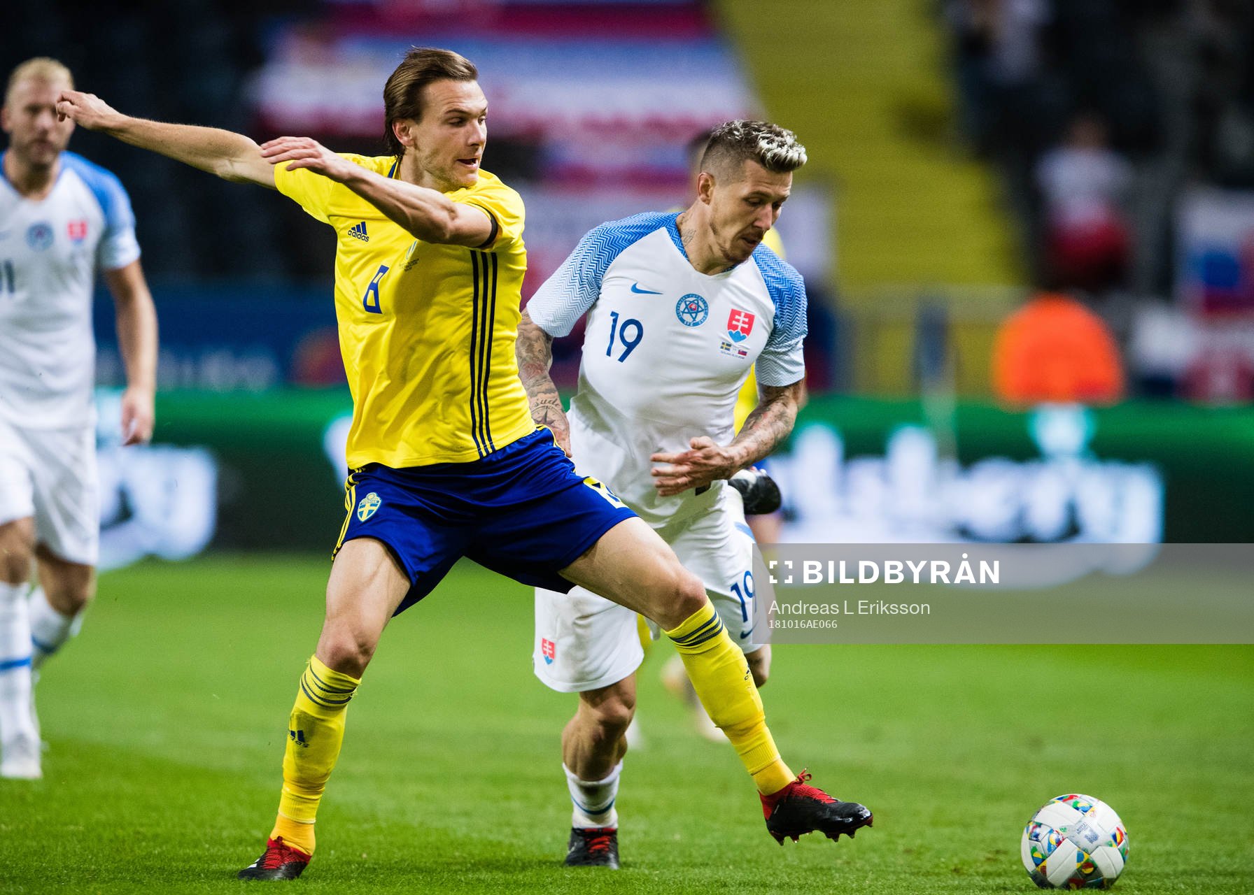 Albin Ekdal of Sweden and Juraj Kucka of Slovakia