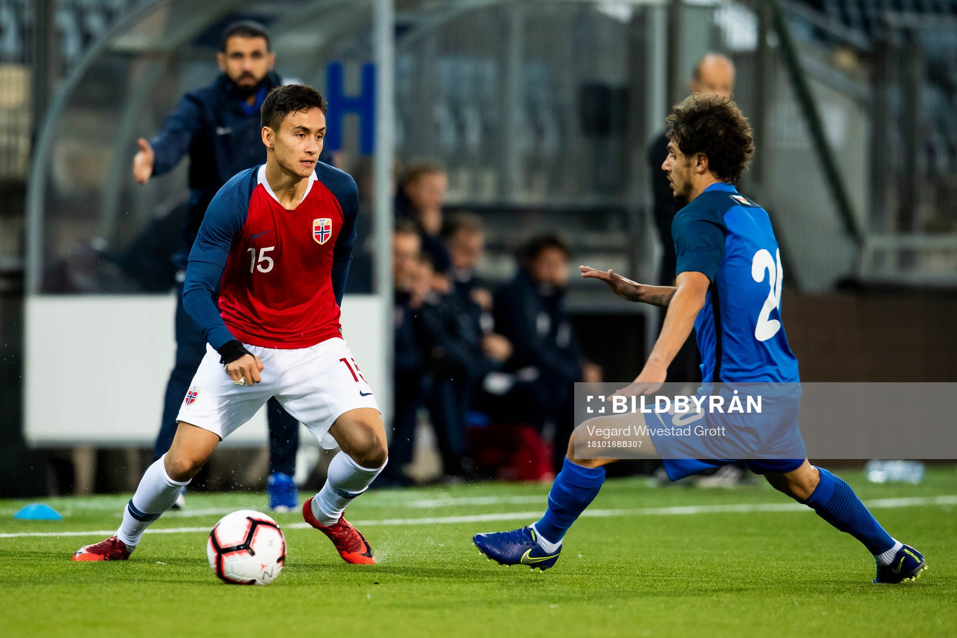 Nico Mickelson of Norway and Yusif Nabiyev of Azerbaijan
