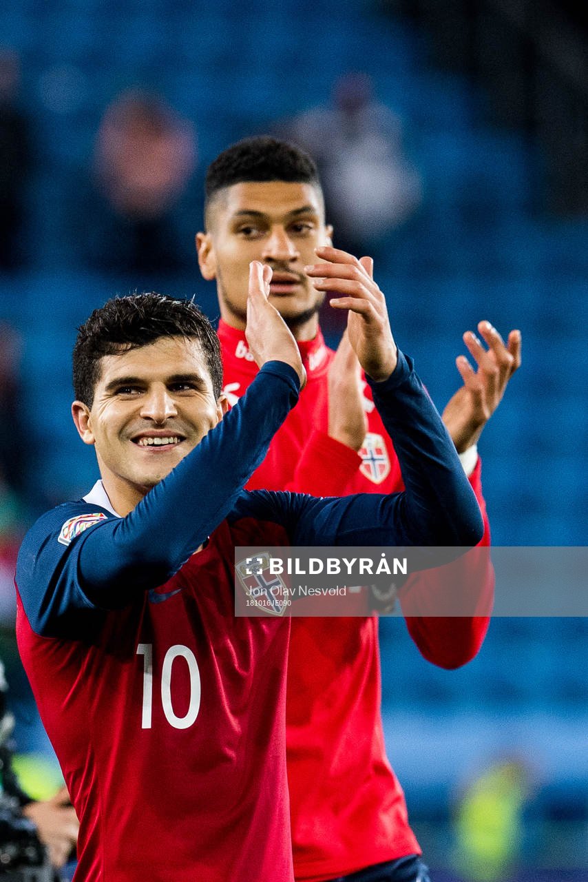 Tarik Elyounoussi and Bjørn Maars Johnsen of Norway