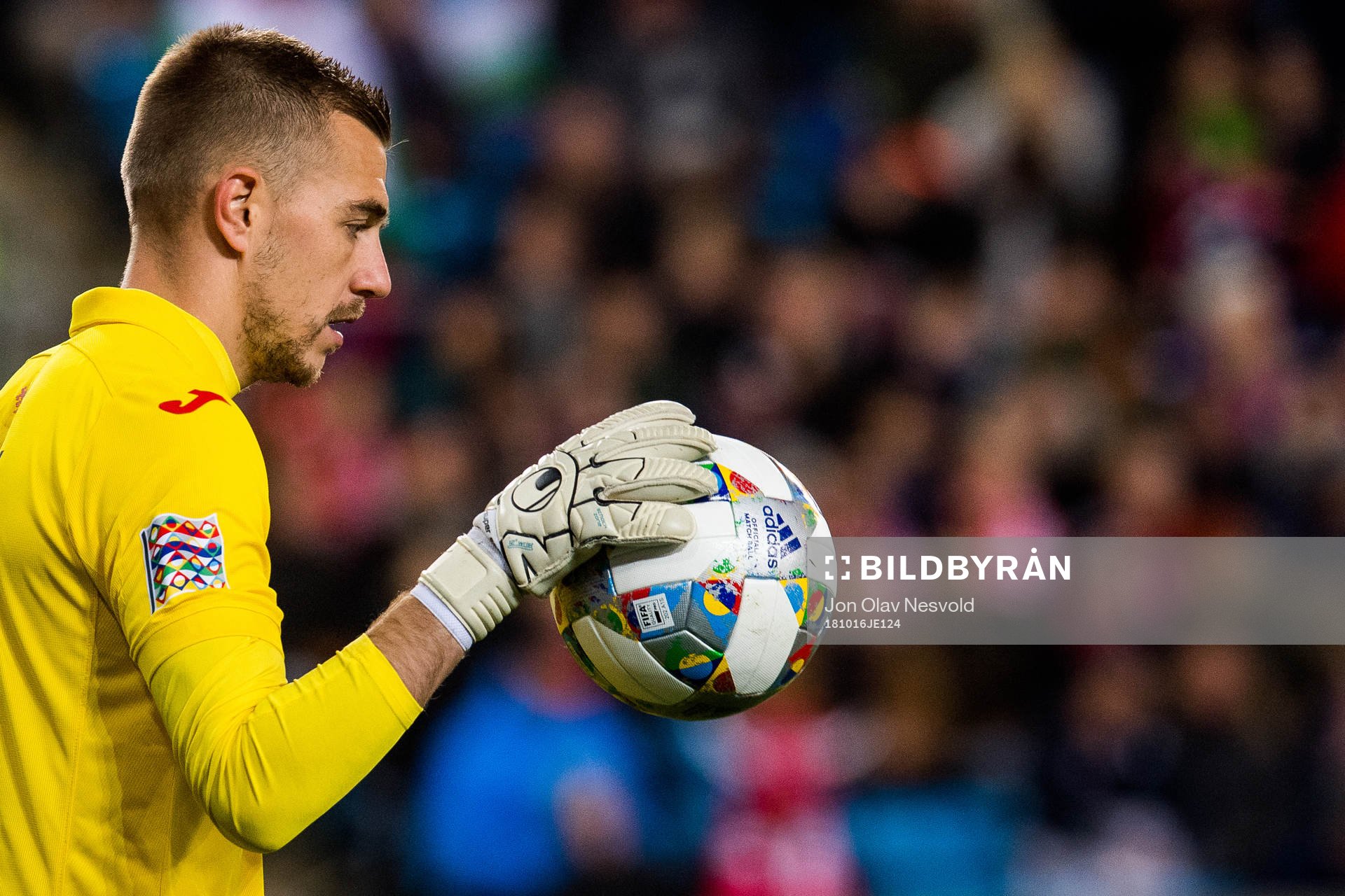 Goalkeeper Plamen Iliev of Bulgaria