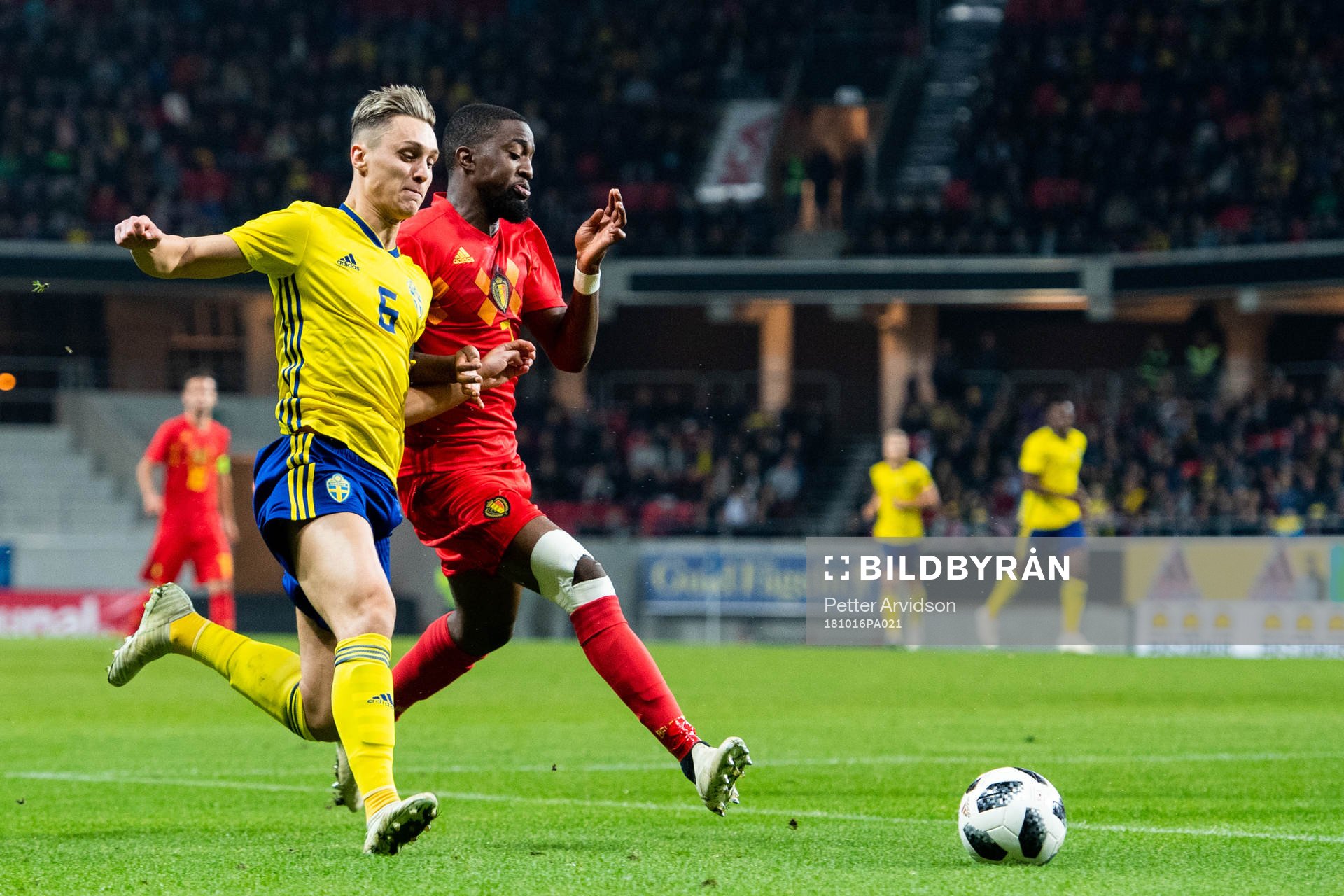 Jonathan Levi of Sweden and Isaac Mbenza of Belgium