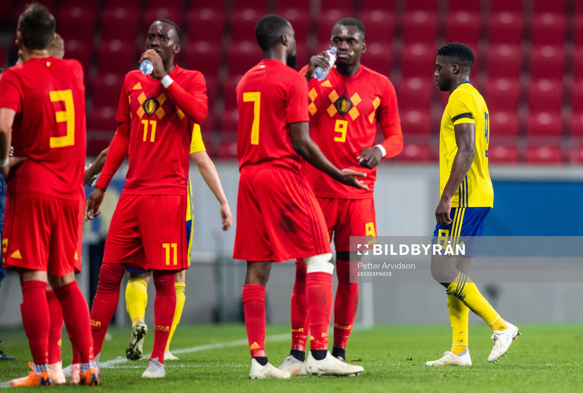 Isak Ssewankambo of Sweden leaves the pitch after a red card during the UEFA European Under-21 Qualifier match between Sweden and Belgium on October 16, 2018 in Kalmar.
