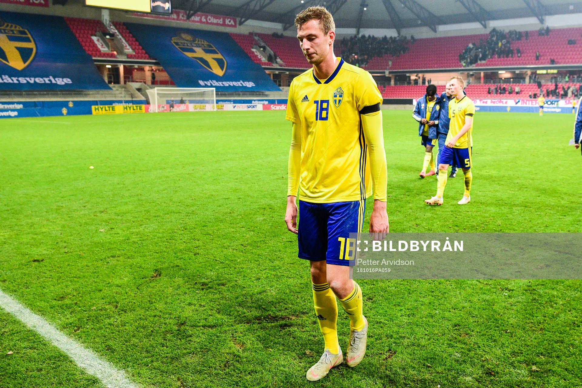Gustaf Nilsson of Sweden  looks dejected