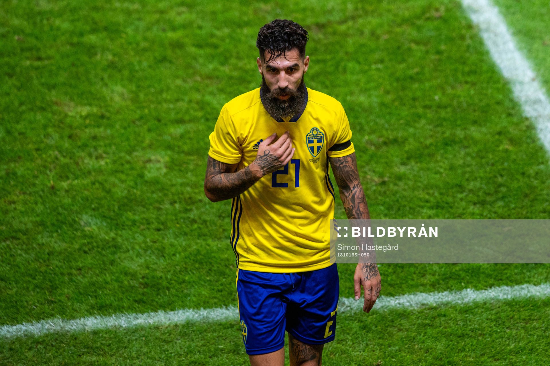 Jimmy Durmaz of Sweden looks dejected