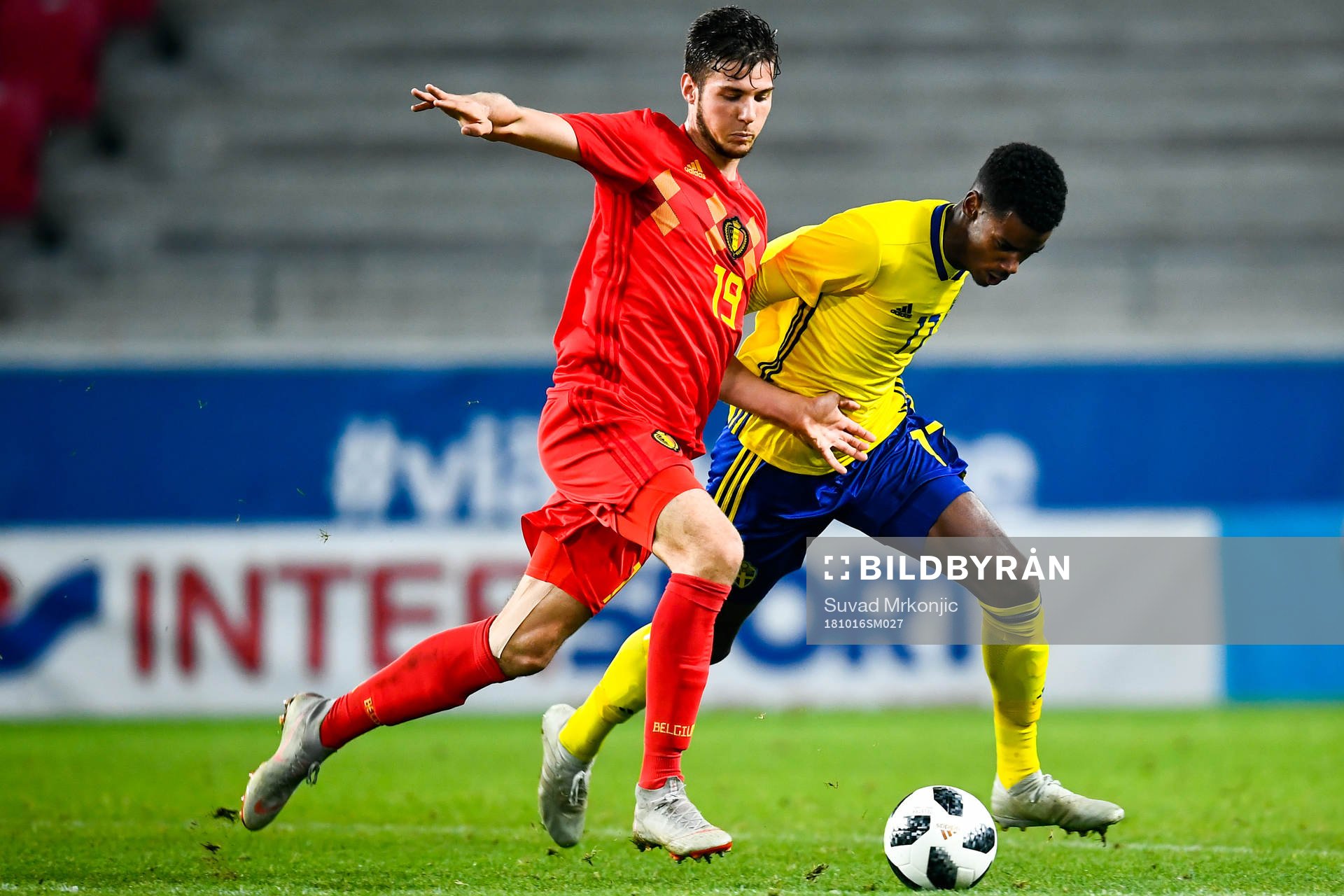 Jordi Vanlerberghe of Belgium and Alexander Isak  of Sweden