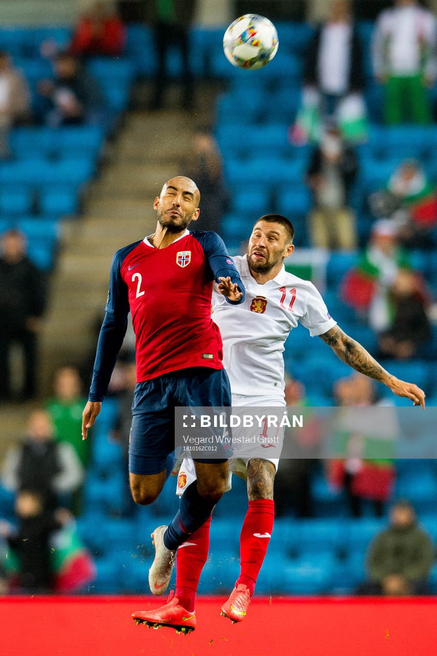 Haitam Aleesami of Norway and Ivan Bandalovski of Bulgaria