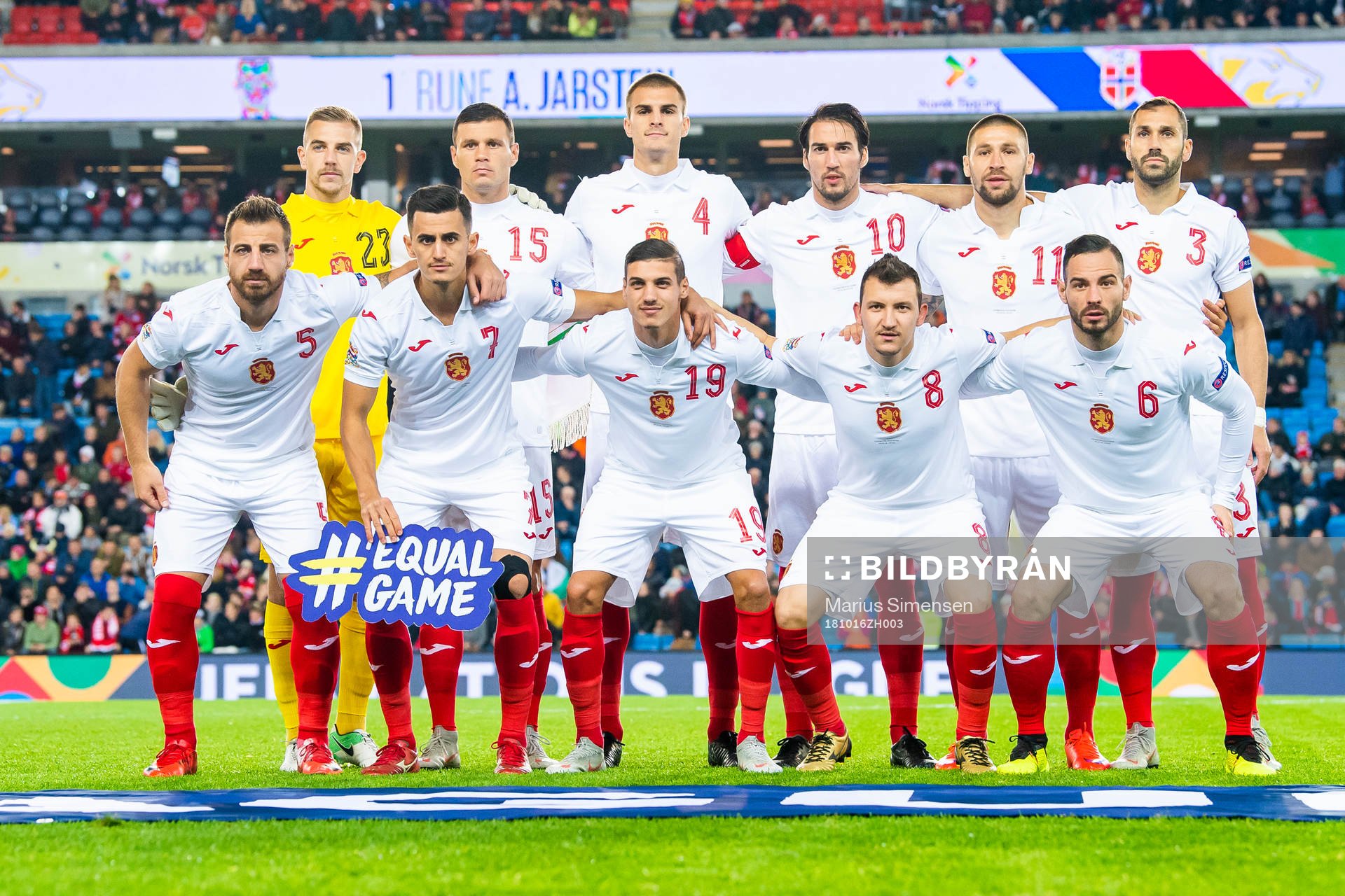Goalkeeper Plamen Iliev, Vasil Bozhikov, Bozhidar Chorbadzhiyski, Ivelin Popov, Ivan Bandalovski, Petar Zanev, Nikolay Bodurov, Georgi Kostadinov, Kiril Despodov, Todor Nedelev and Simeon Slavchev of Bulgaria pose for a team photo ahead of the Nations League match between Norway and Bulgaria on October 16, 2018 in Oslo.