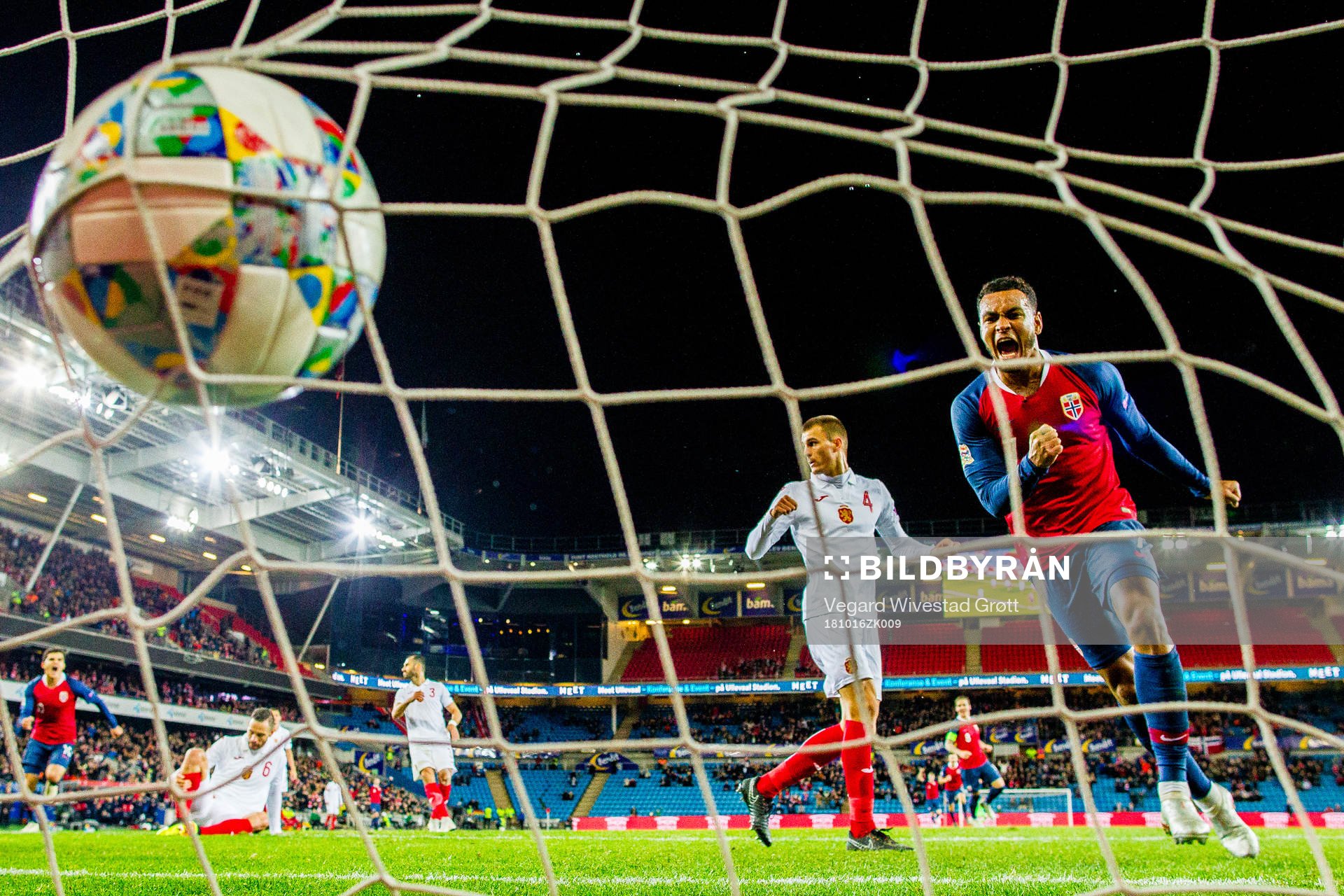 Joshua King celebrates