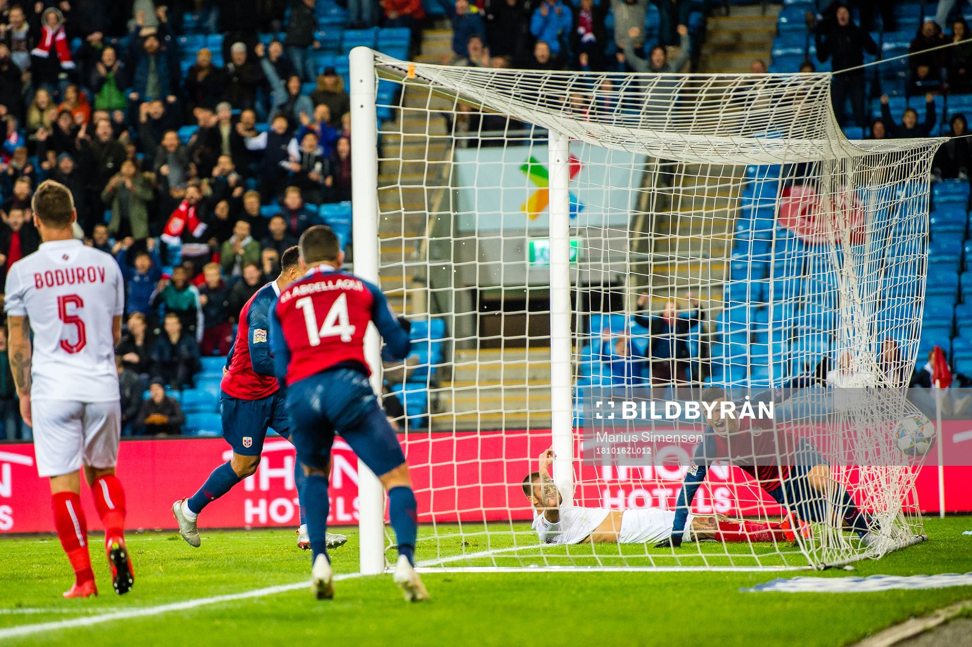 Mohamed Amine Elyounoussi of Norway scores the 1-0 goal