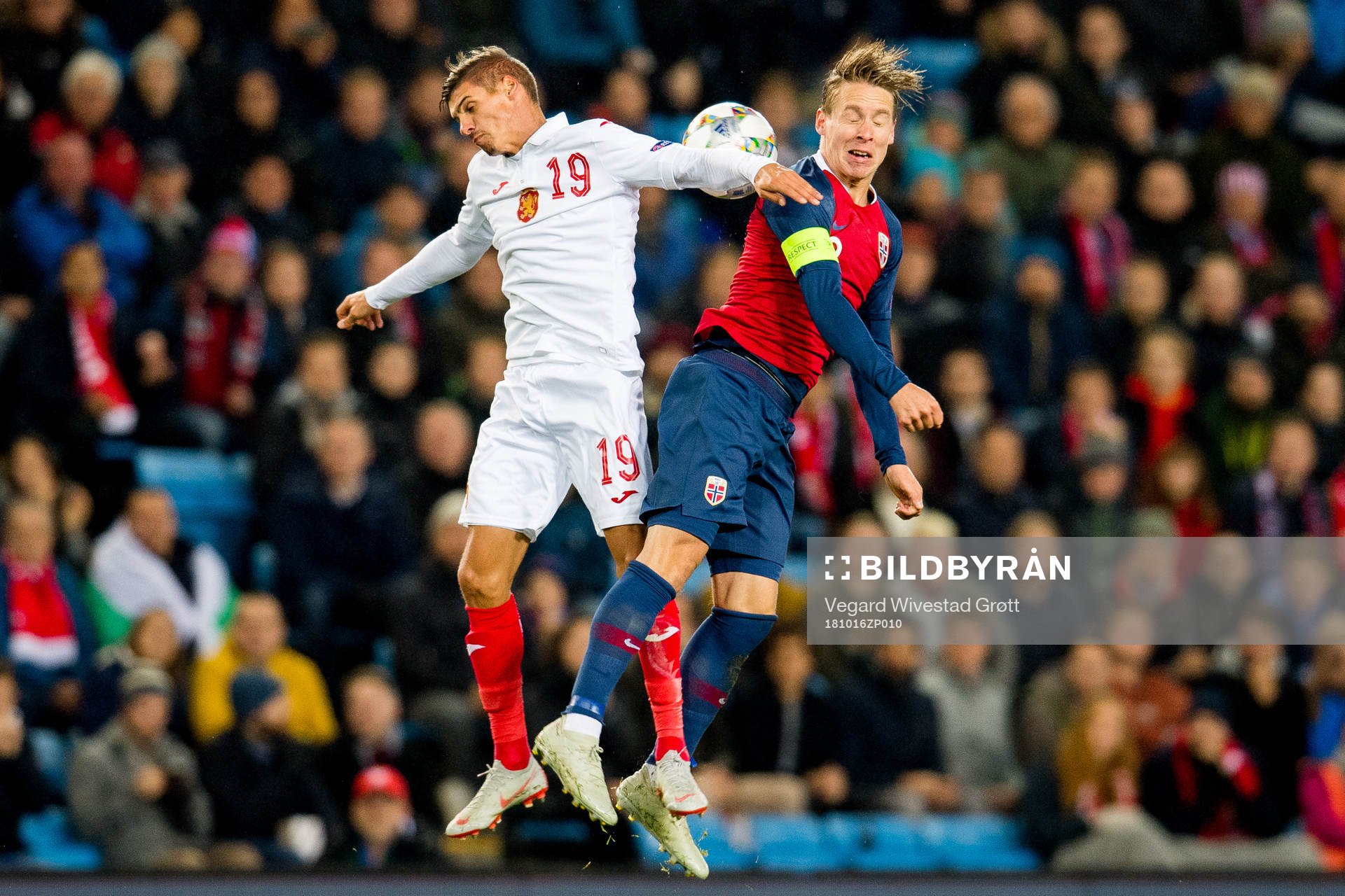 Kiril Despodov of Bulgaria and Stefan Johansen of Norway