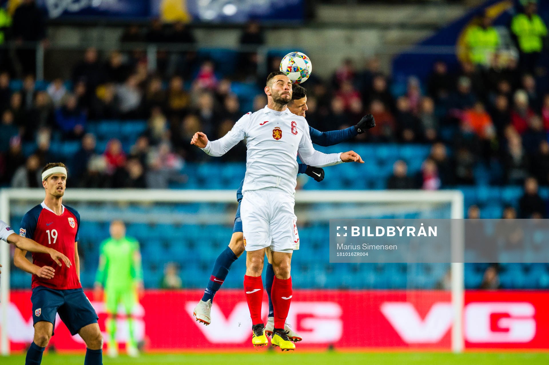 Mohamed Amine Elyounoussi of Norway and Simeon Slavchev of Bulgaria during the Nations League match between Norway and Bulgaria on October 16, 2018 in Oslo.