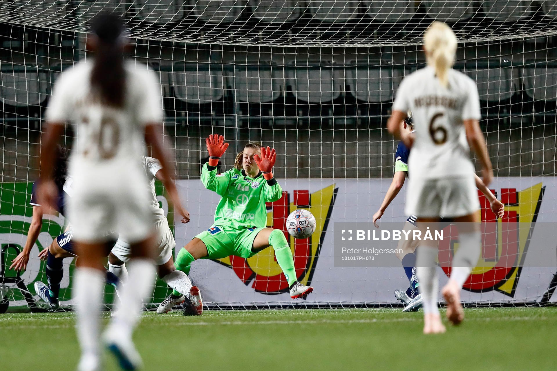 Mål 0-1 av Paris Marie-Antoinette Katoto förbi
