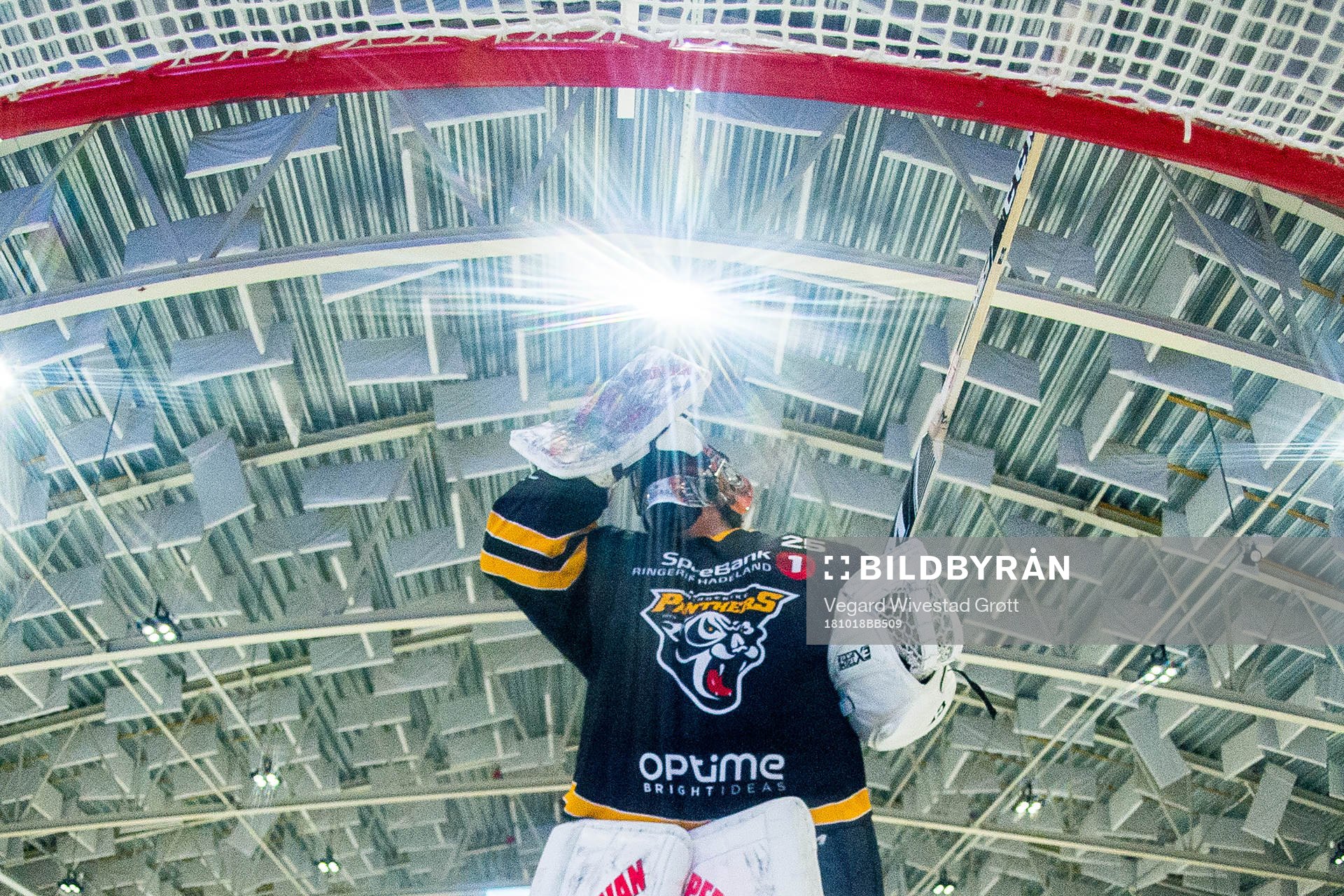 Goaltender Henrik Fayen-Vestavik of Ringerike
