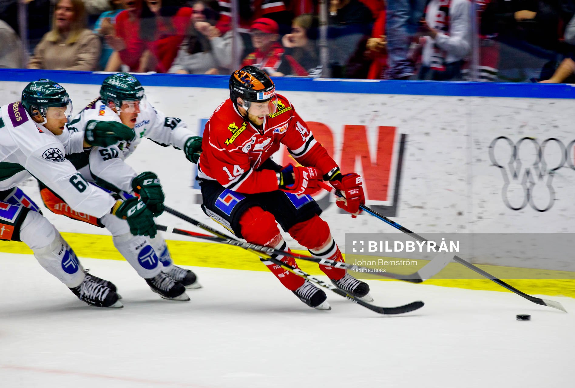 Färjestads Johan Ryno och Sebastian Erixon jagar Örebros