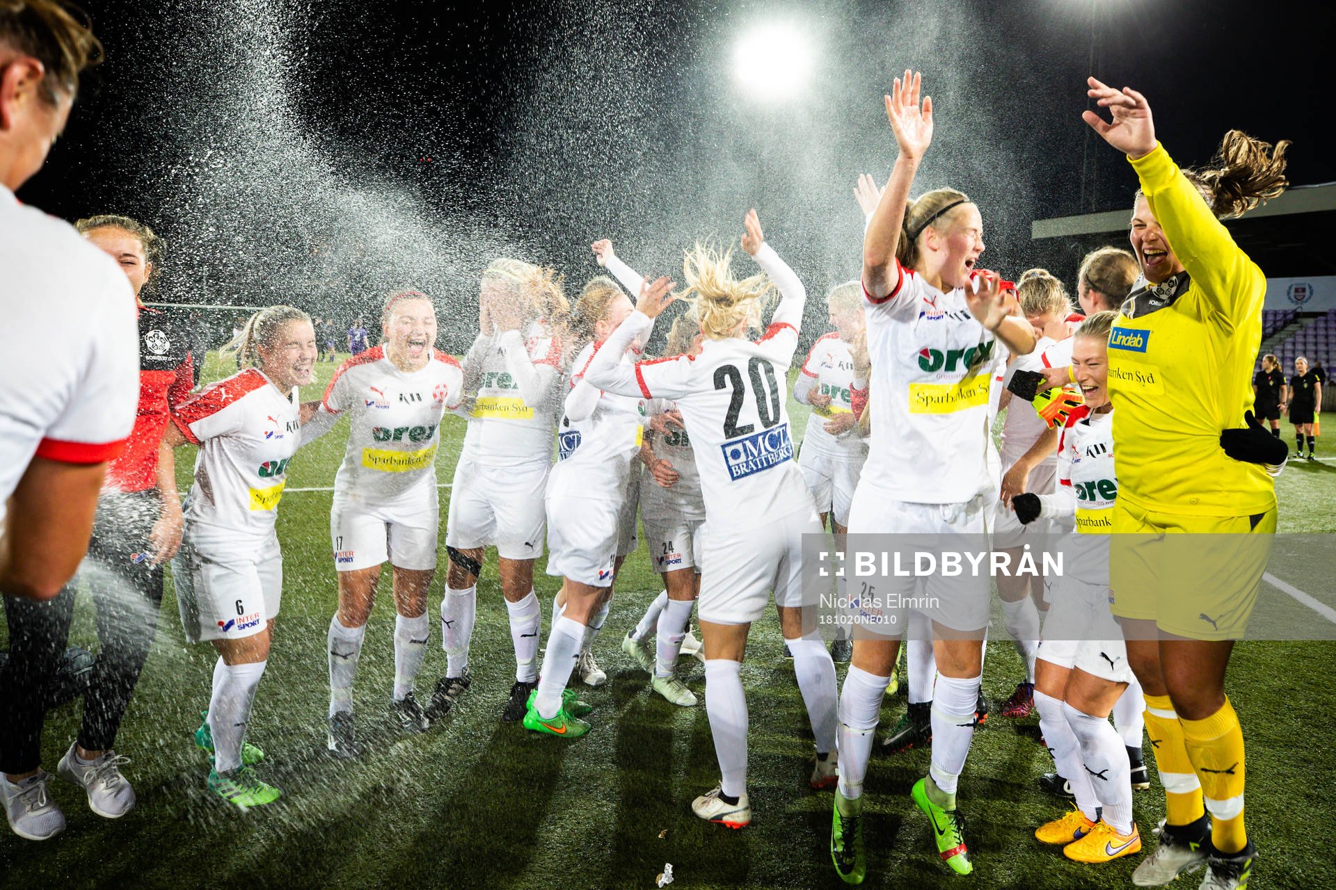 Borgebys spelare jublar