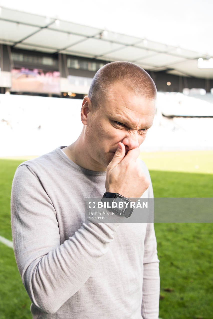 Hammarbys tränare Stefan Billborn deppar