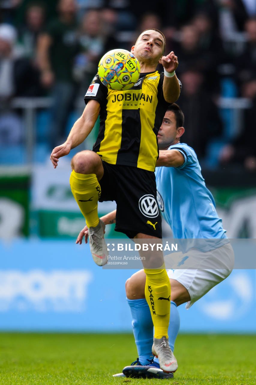 Hammarbys Vladimir Rodic och Malmö FFs Behrang Safari
