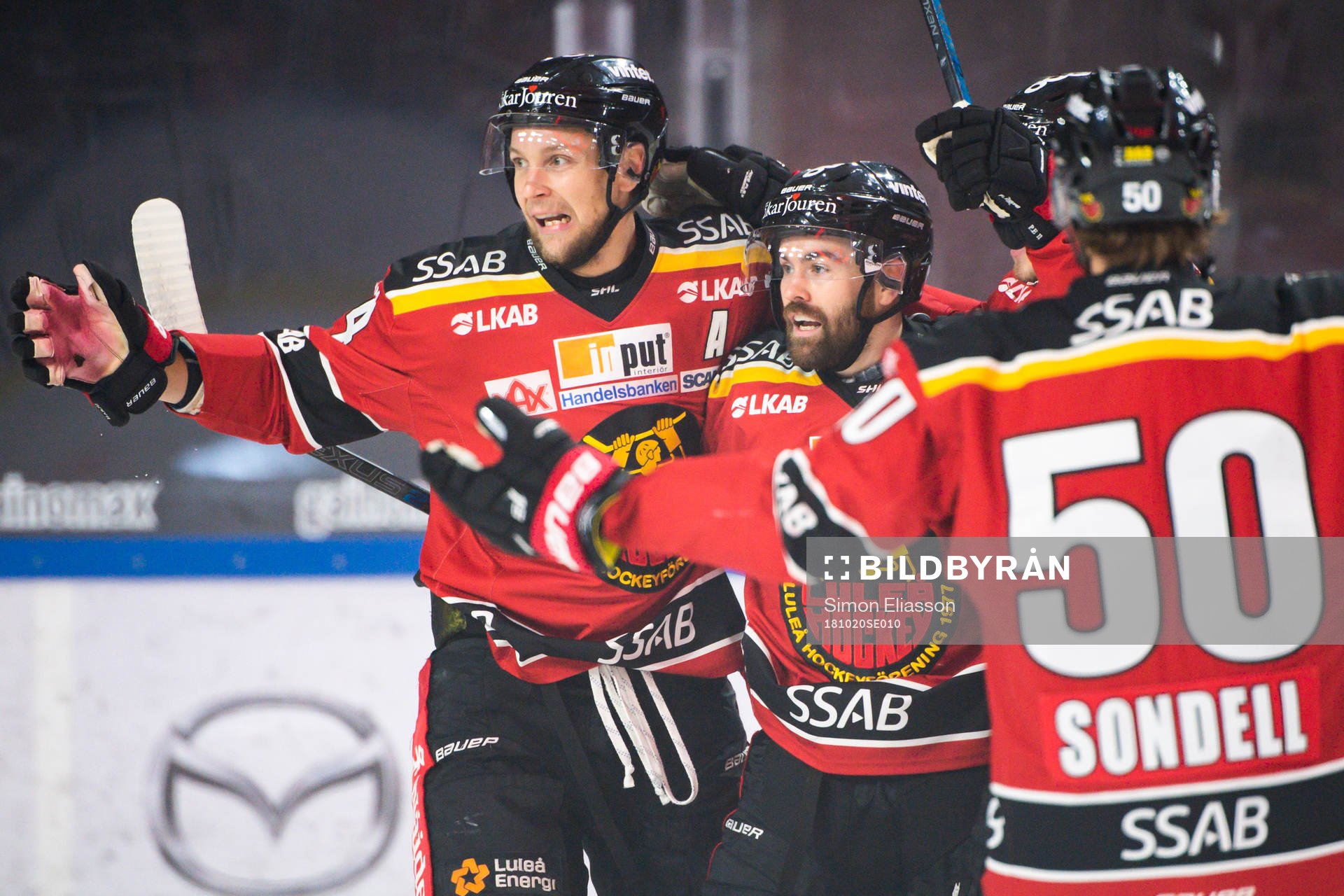 Luleås Jack Connolly och Johan Harju jublar