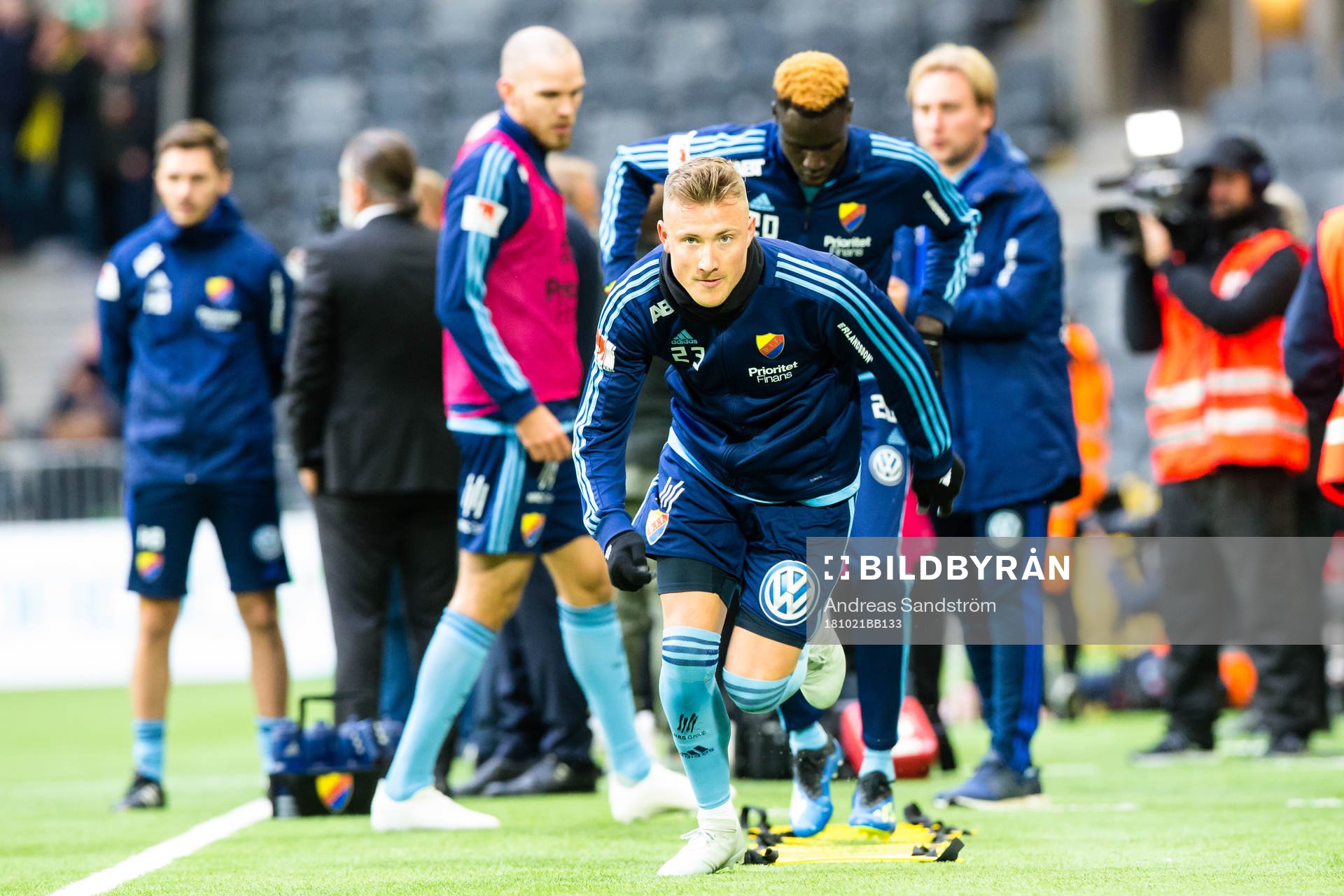 Djurgårdens Fredrik Ulvestad värmer upp