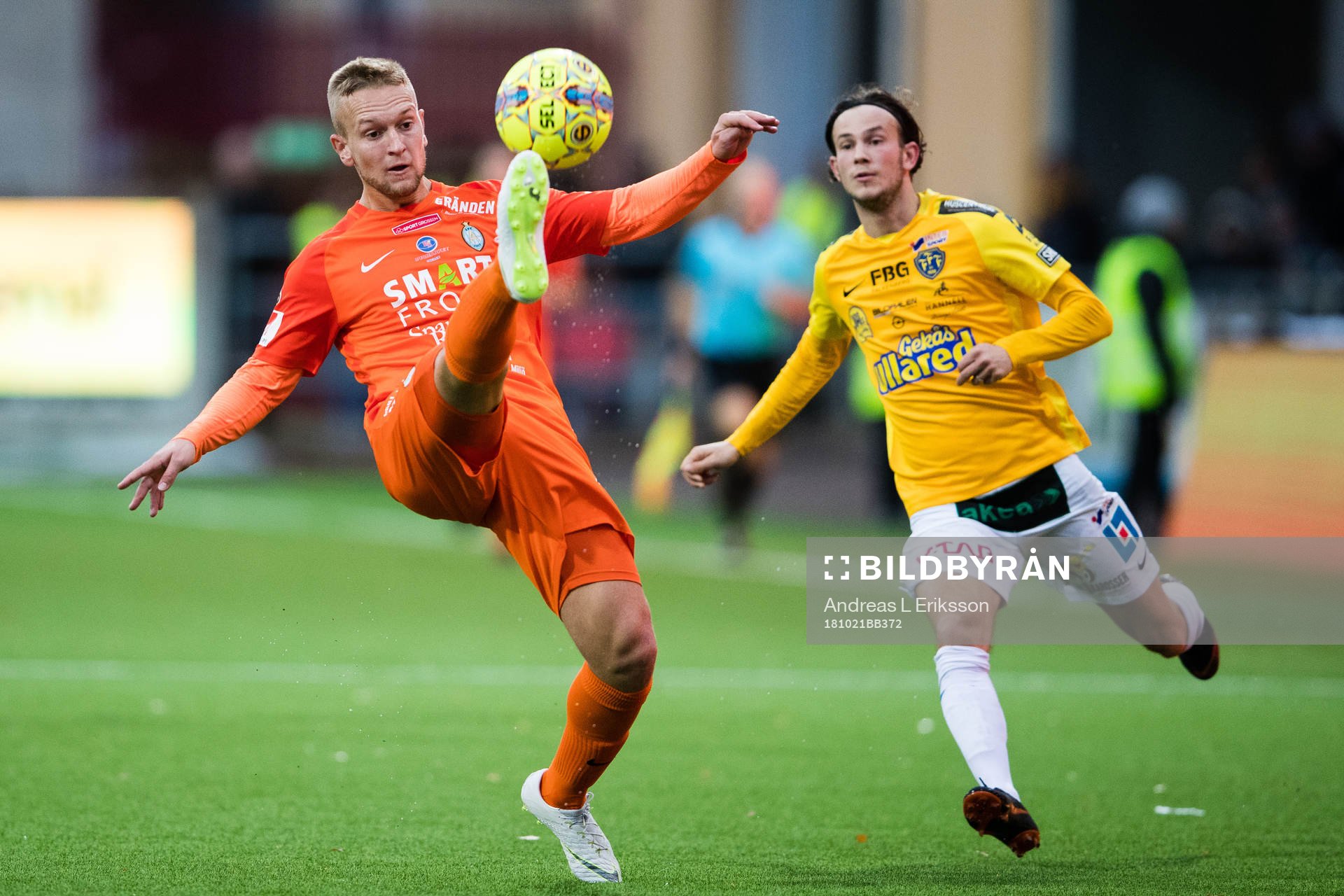 AFC Eskilstunas Alexander Michel och Falkenbergs Robin