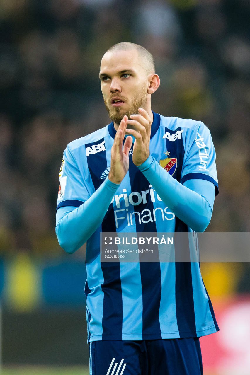 Djurgårdens Marcus Danielson tackar publiken