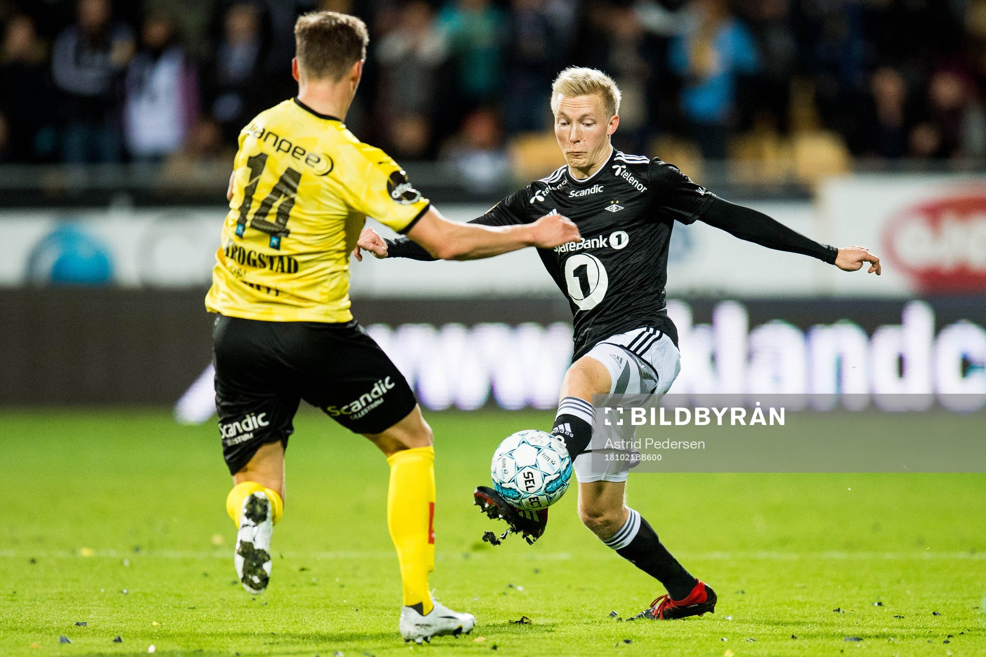 Fredrik Krogstad of Lillestrøm and Birger Meling of