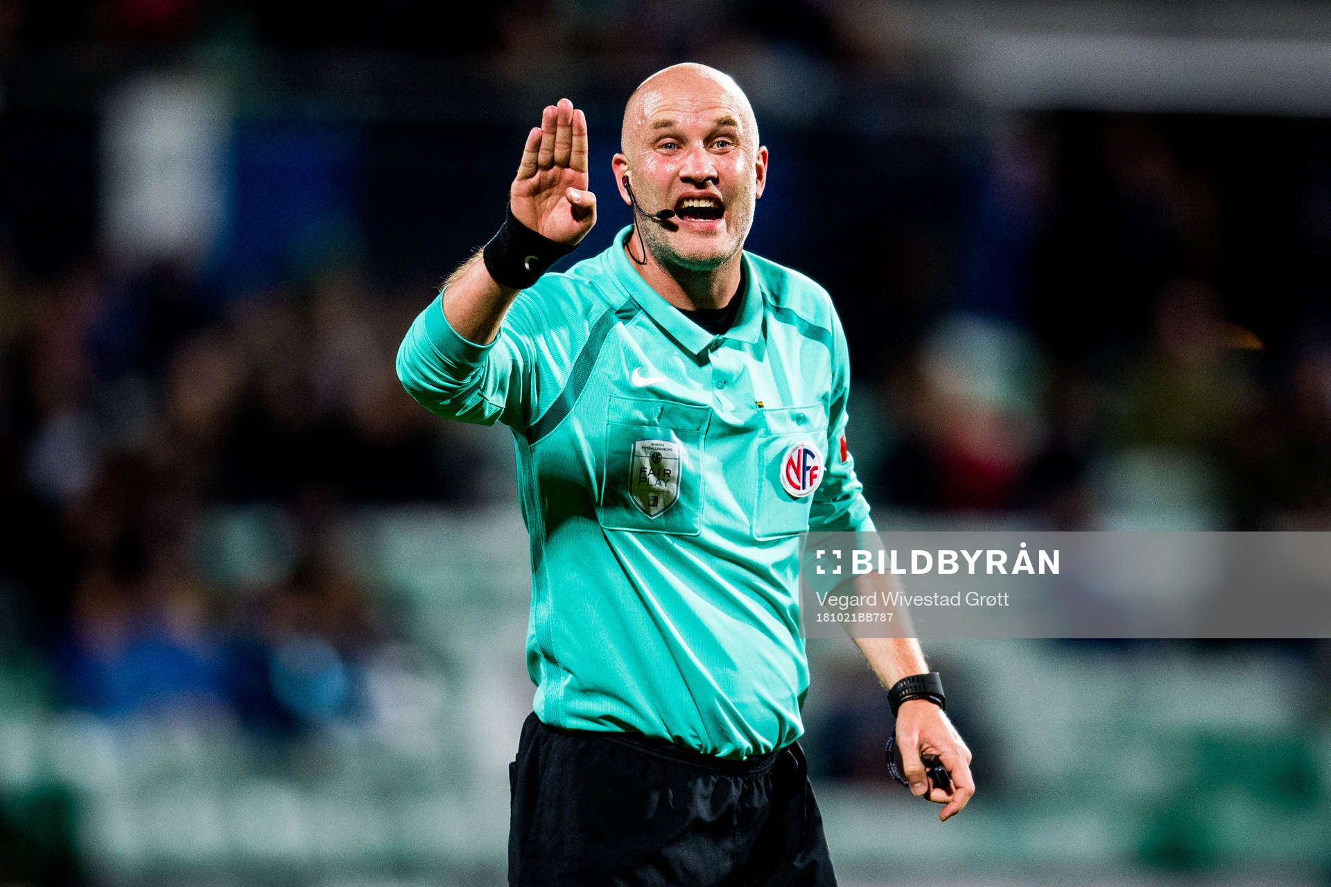 Referee Trond Ivar Døvle