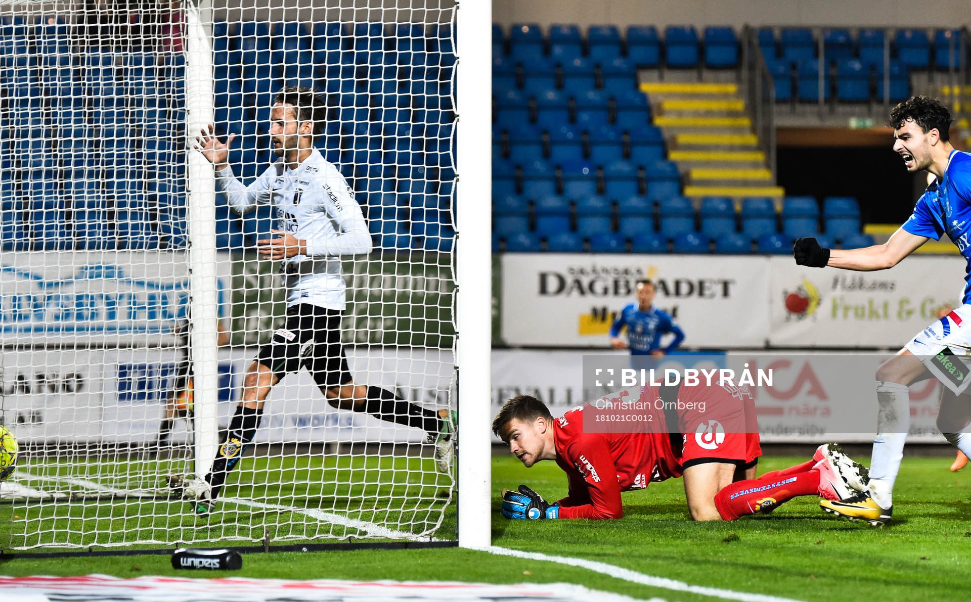Sirius Johan Eiswohld gör självmål som leder till 1-1