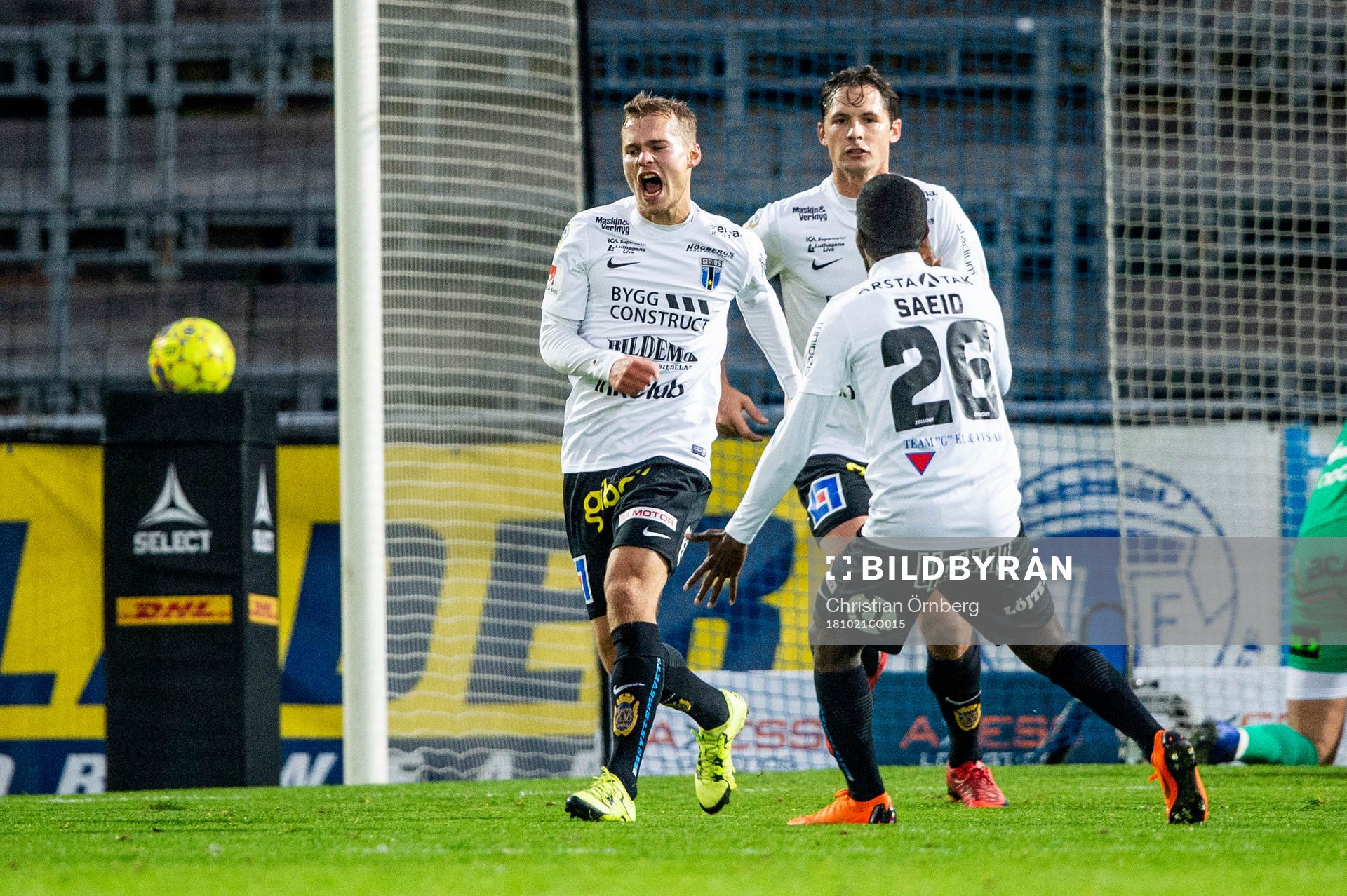 Sirius Sam Lundholm jublar