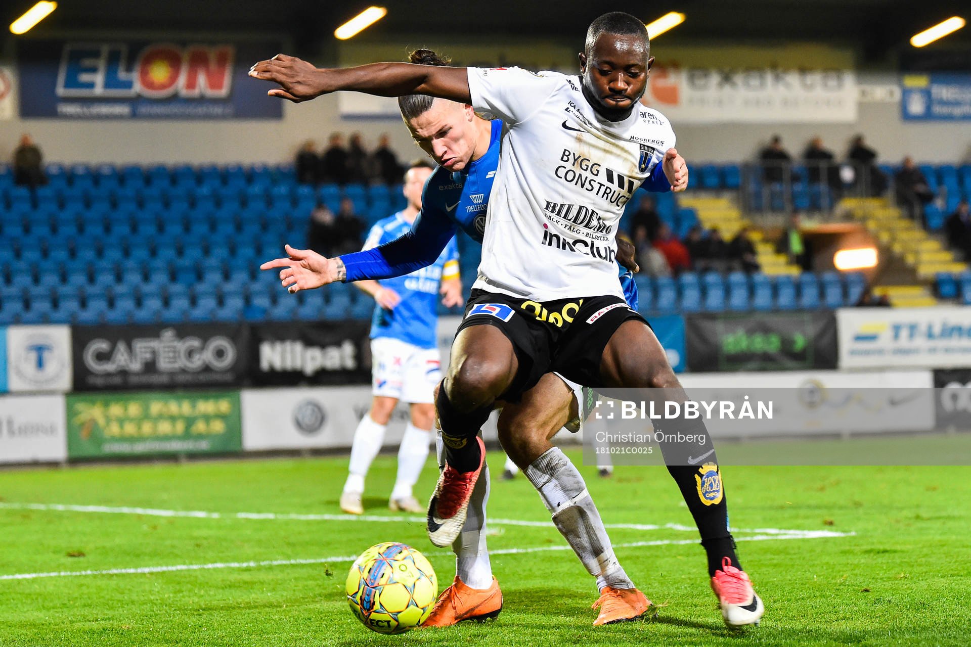 Sirius Moses Ogbu och Trelleborgs Isak Jönsson