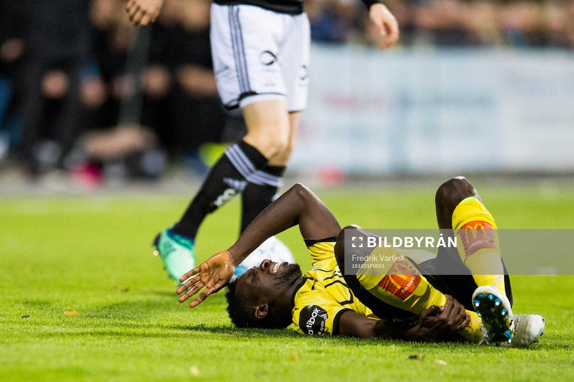Ifeanyi Mathew of Lillestrøm with an injury