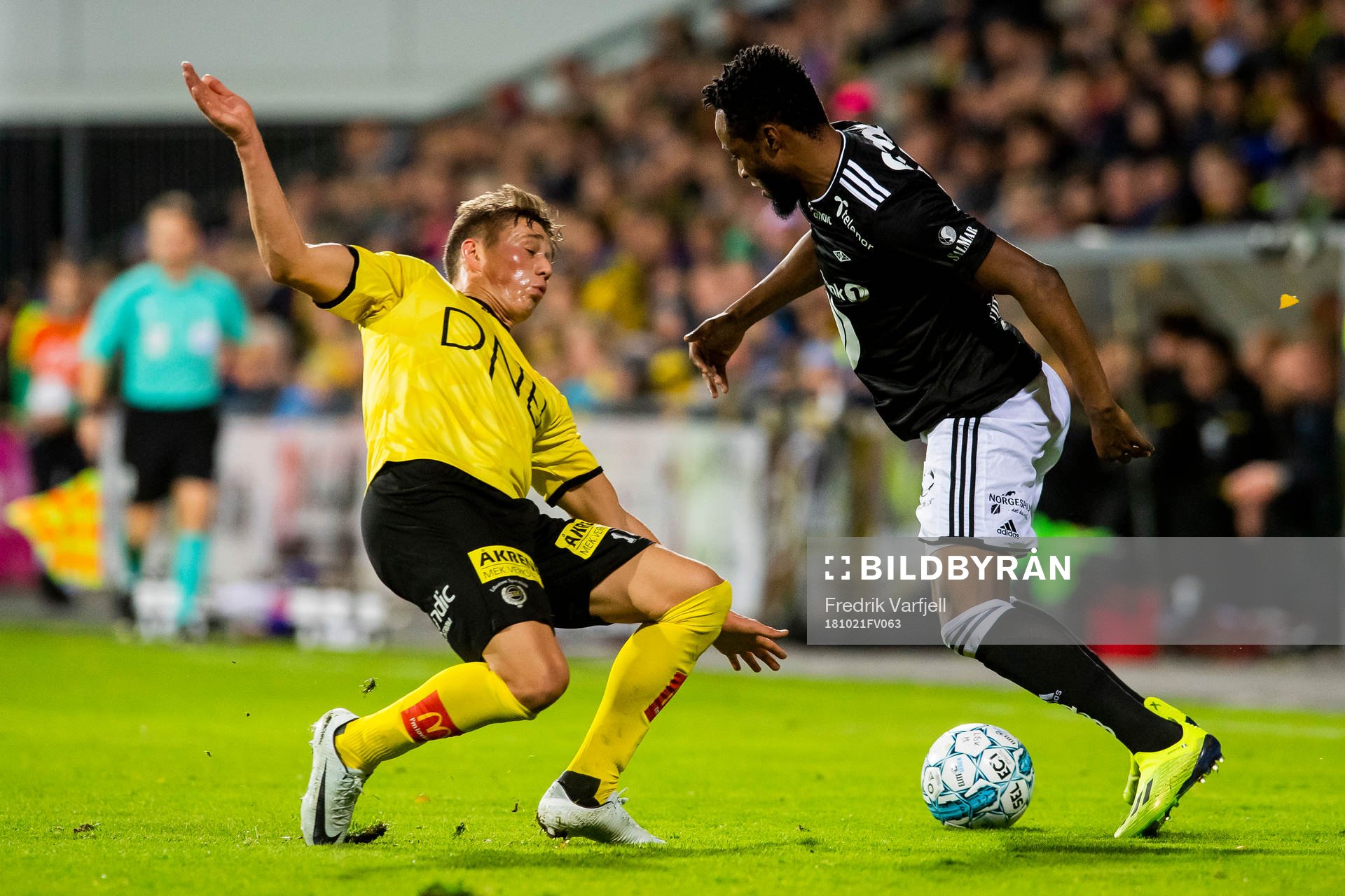 Fredrik Krogstad of Lillestrøm and Samuel Adegbenro of