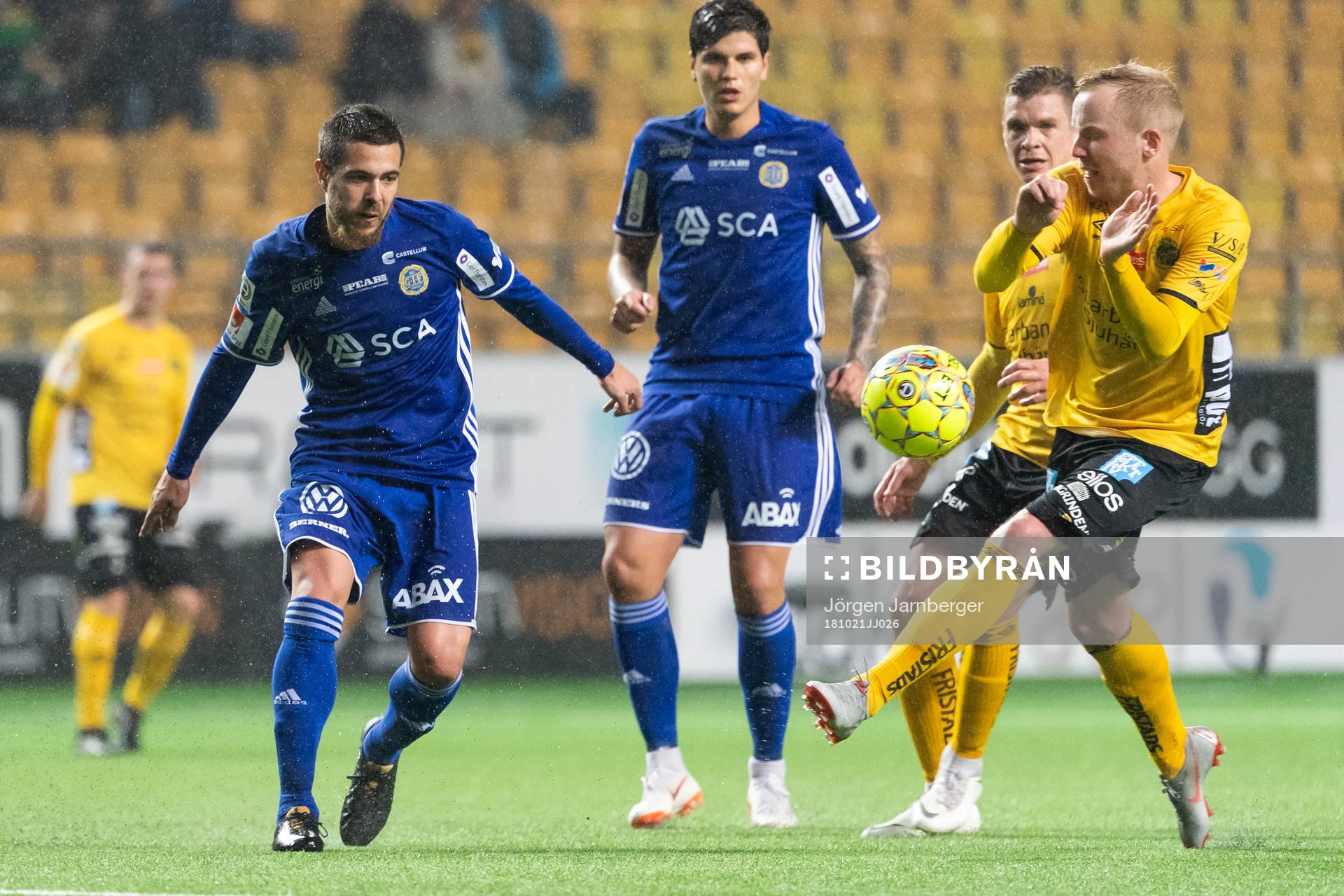 Sundsvalls Juan Jose Ciercoles Sagra och Elfsborgs Simon