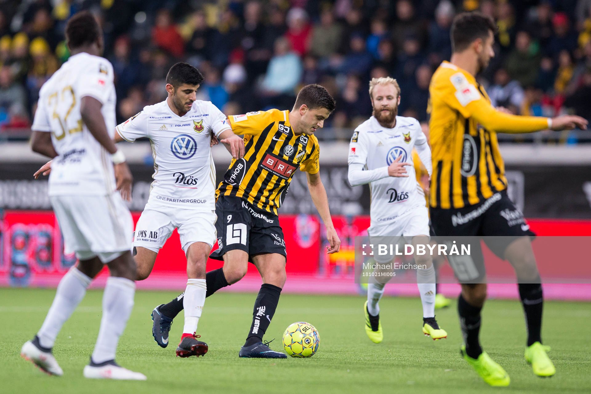 Östersunds Rewan Amin och Häckens Alexander Jeremejeff