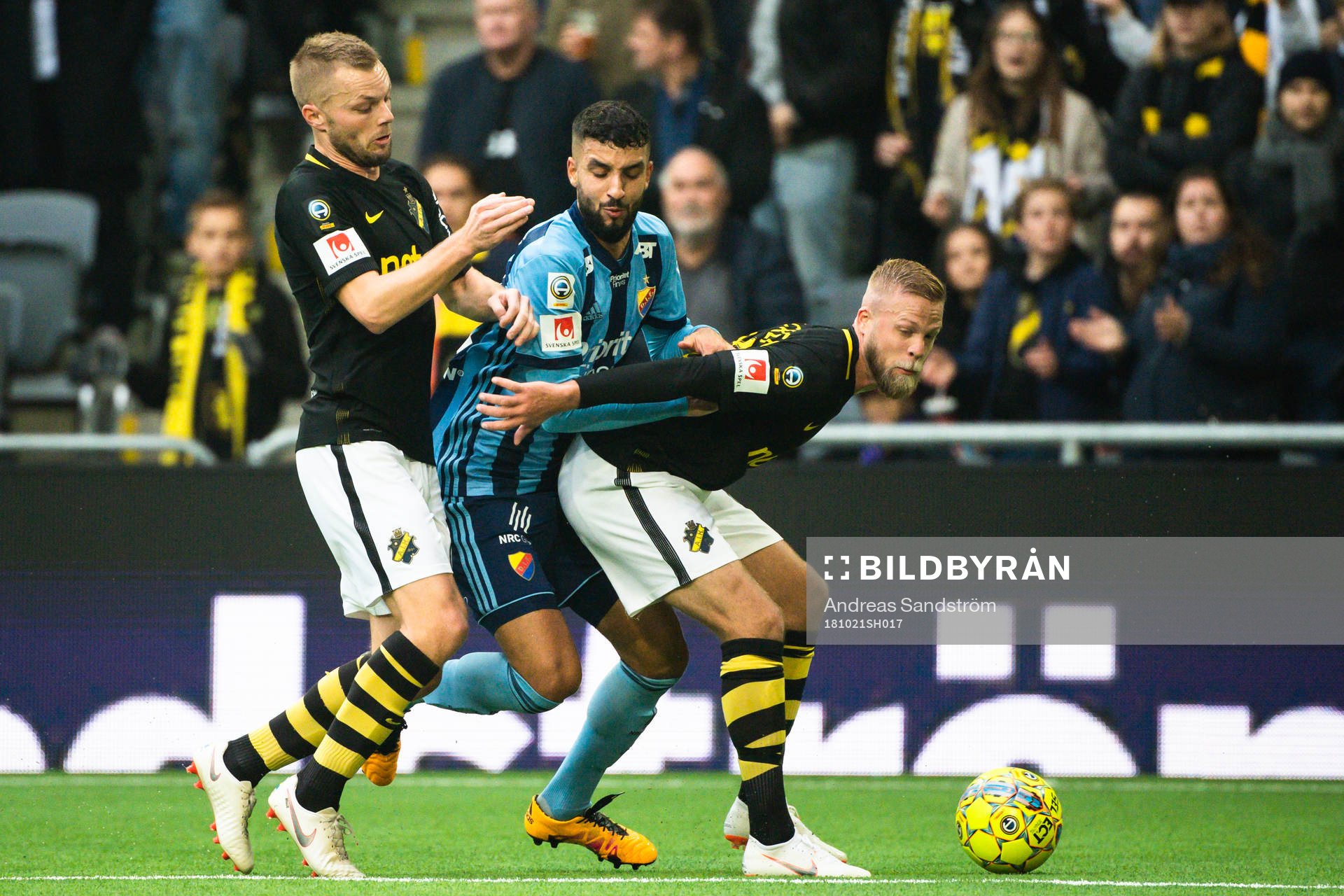 s Sebastian Larsson