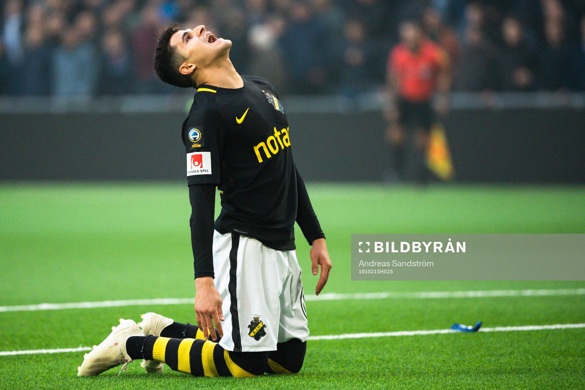 s Tarik Elyounoussi reagerar