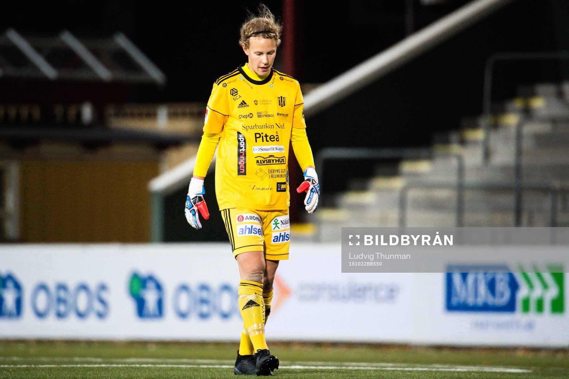 Piteås målvakt Cajsa Andersson deppar