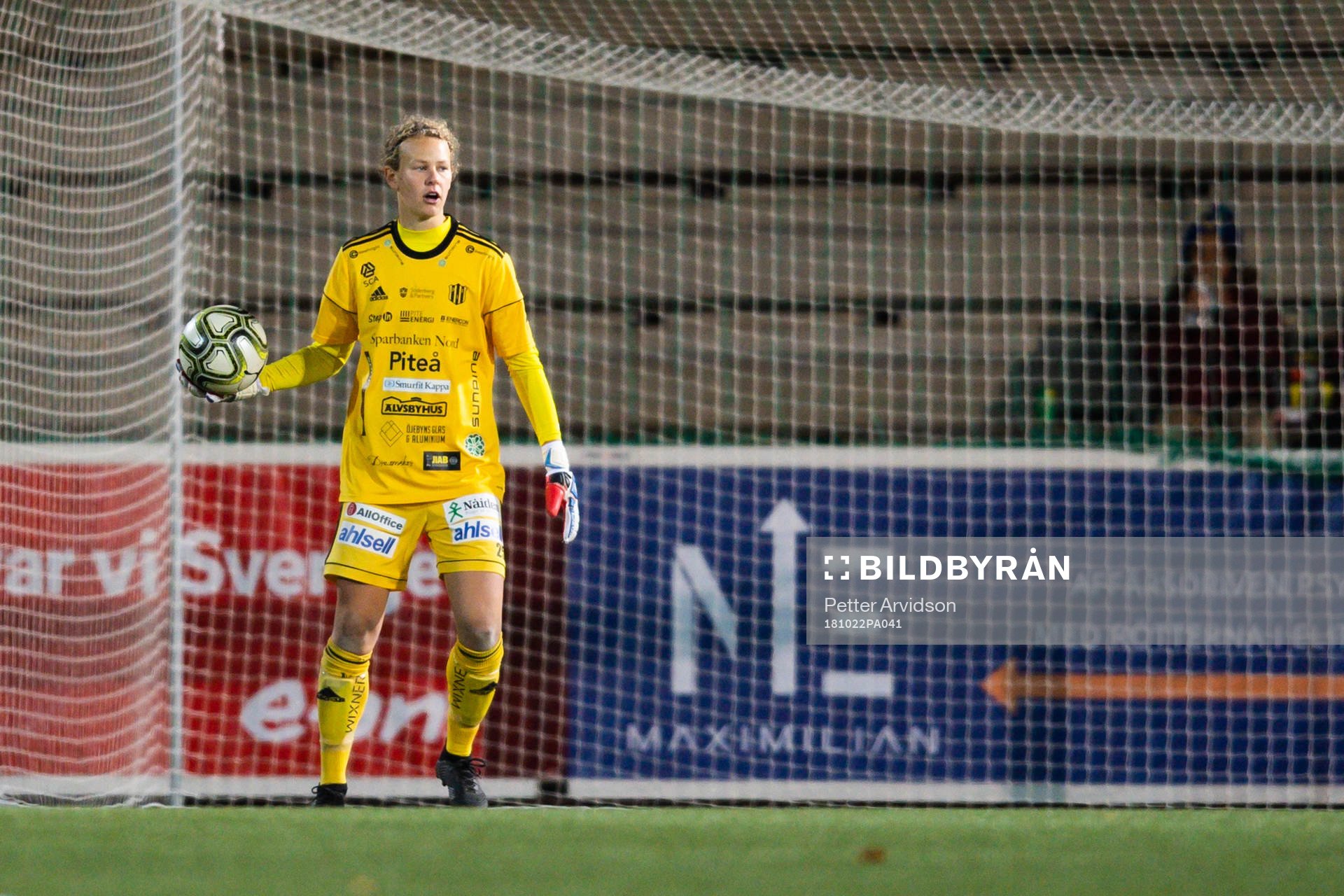 Piteås målvakt Cajsa Andersson under fotbollsmatchen i Damallsvenskan mellan FC Rosengård och Piteå den 22 oktober 2018 i Malmö.