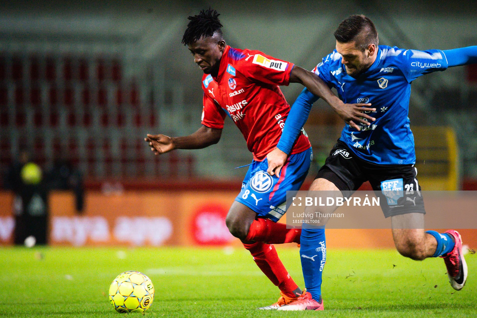 Helsingborgs Mamudu Moro och Halmstads Ivo Pekalski