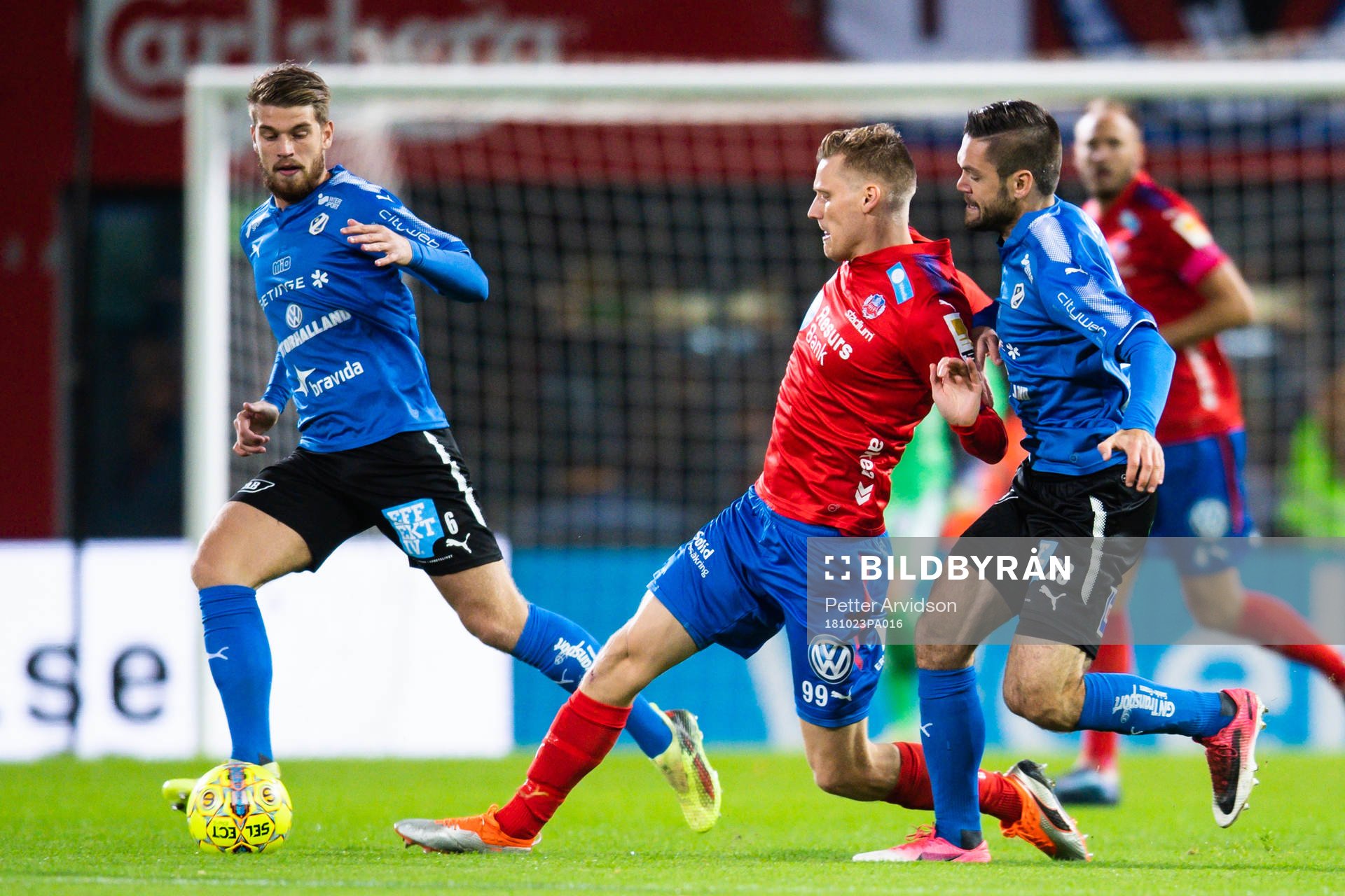 Helsingborgs Andri Runar Bjarnason och Halmstads Ivo