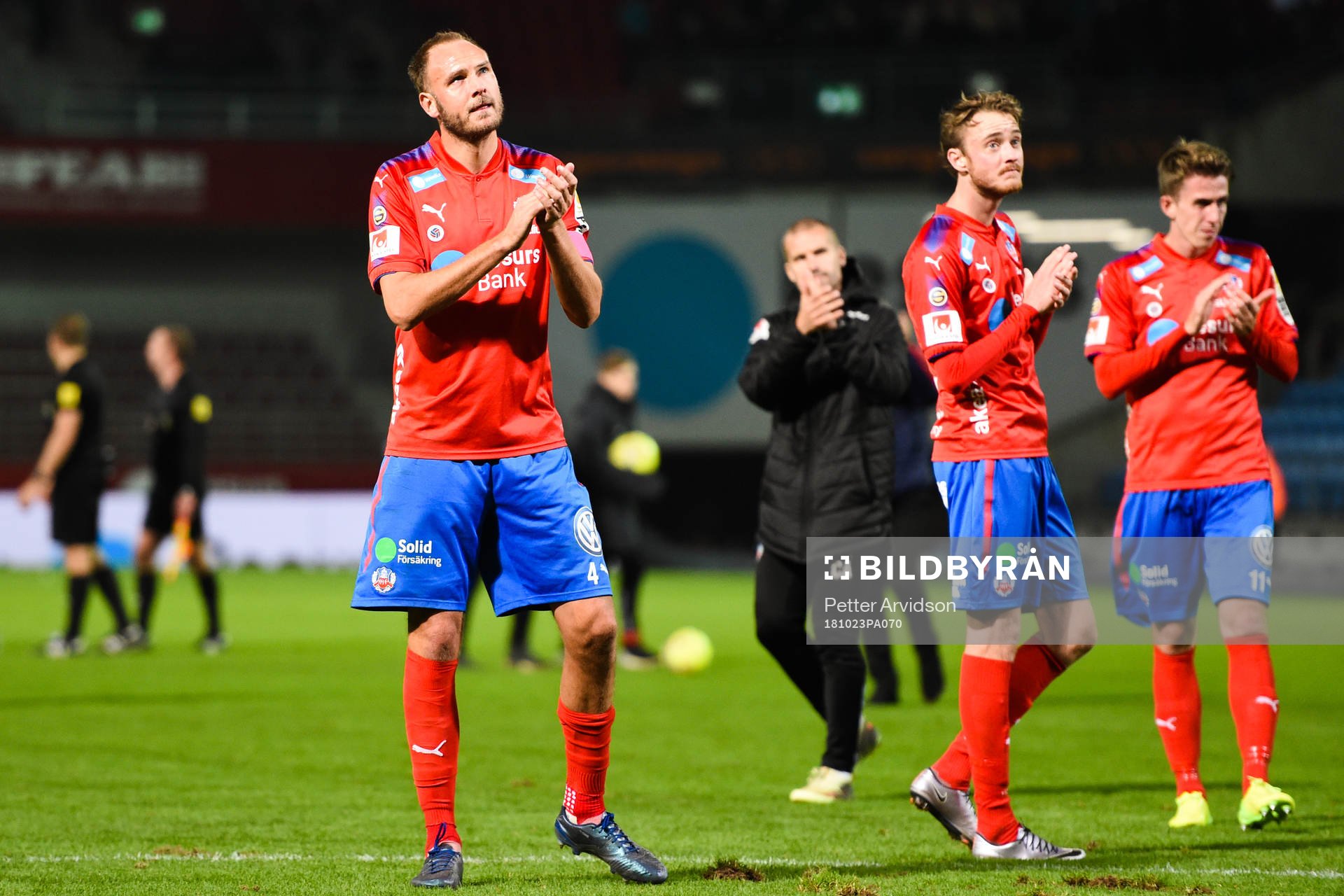 Helsingborgs Andreas Granqvist deppar med lagkamrater