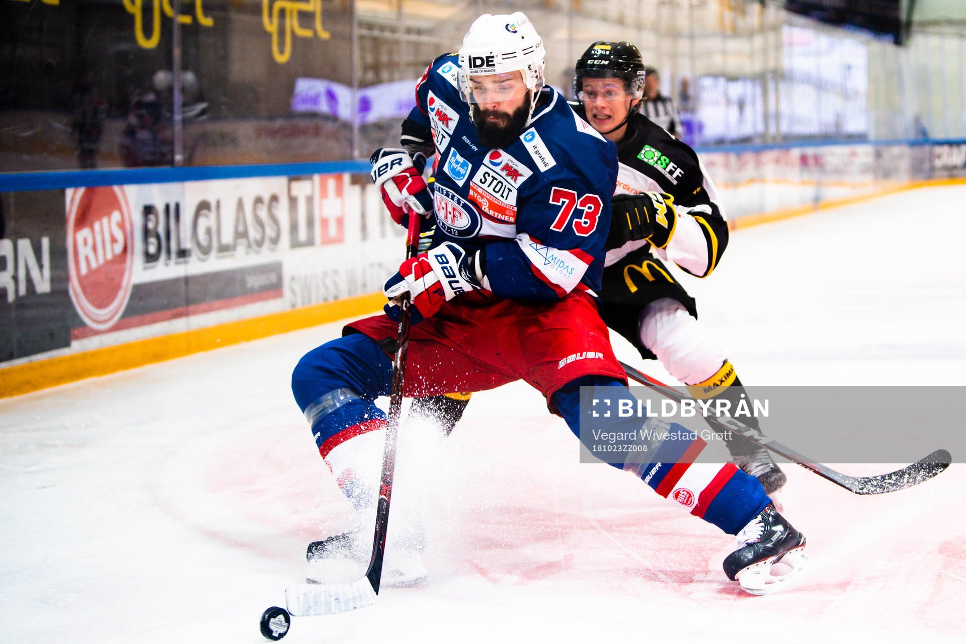 Villiam Strøm of Vålerenga and Lars Christian Rødne of