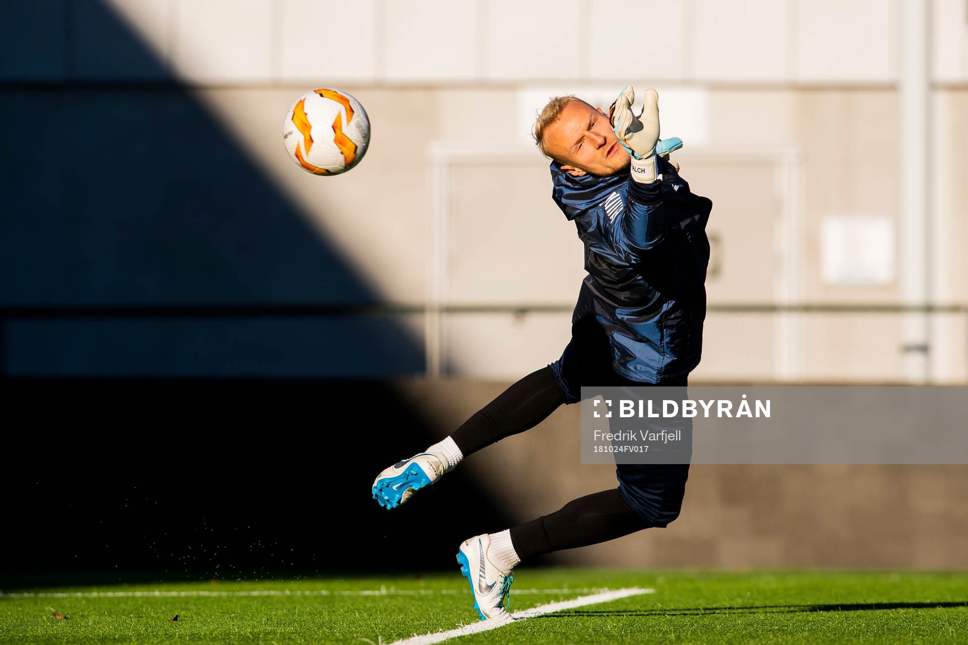 Goalkeeper Aslak Falch of Sarpsborg 08