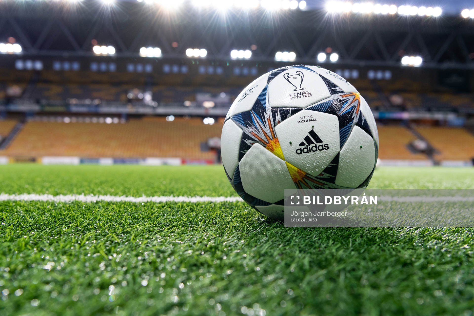 Addidas matchboll