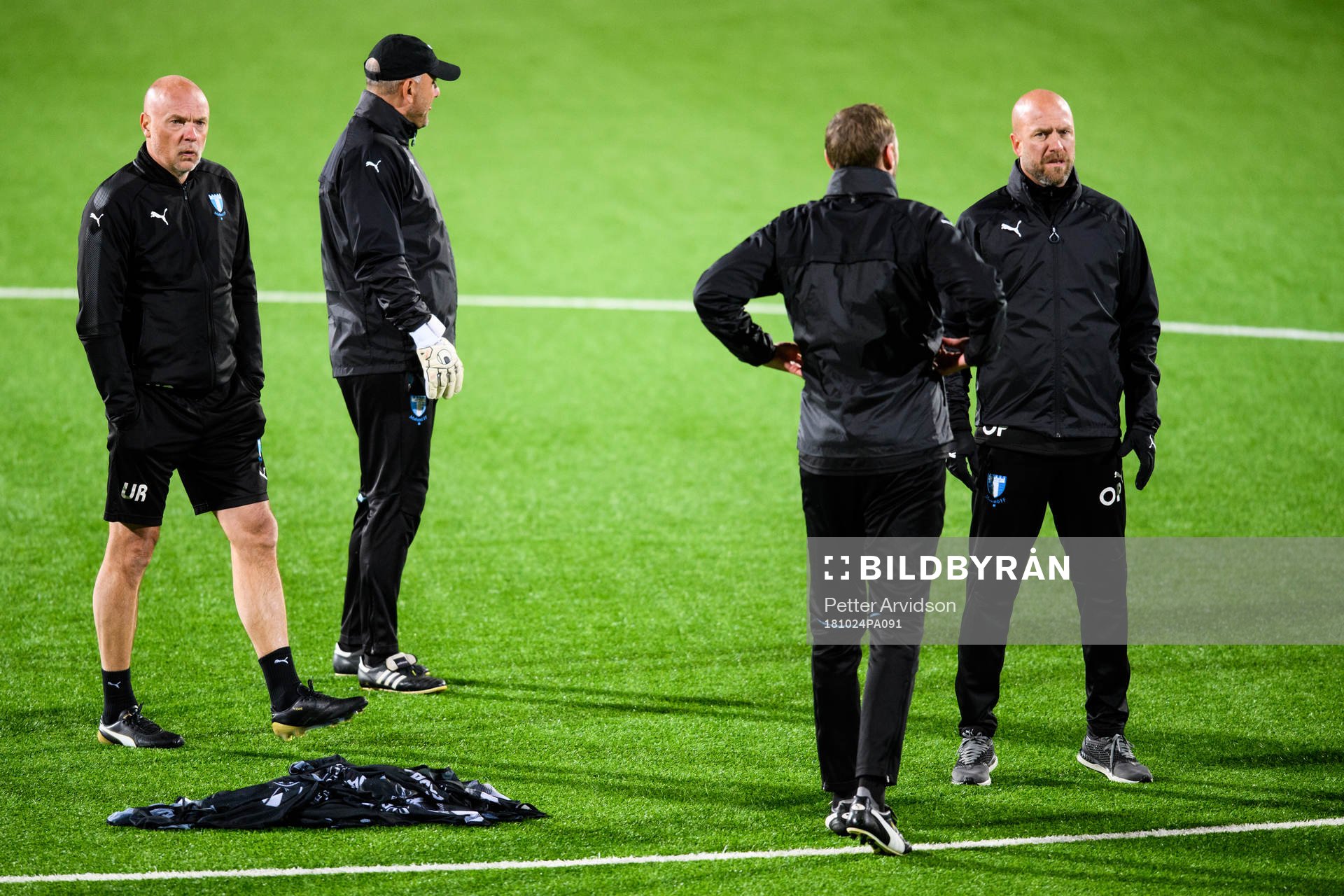 Head coach Uwe Rösler and assistant coach Olof Persson of